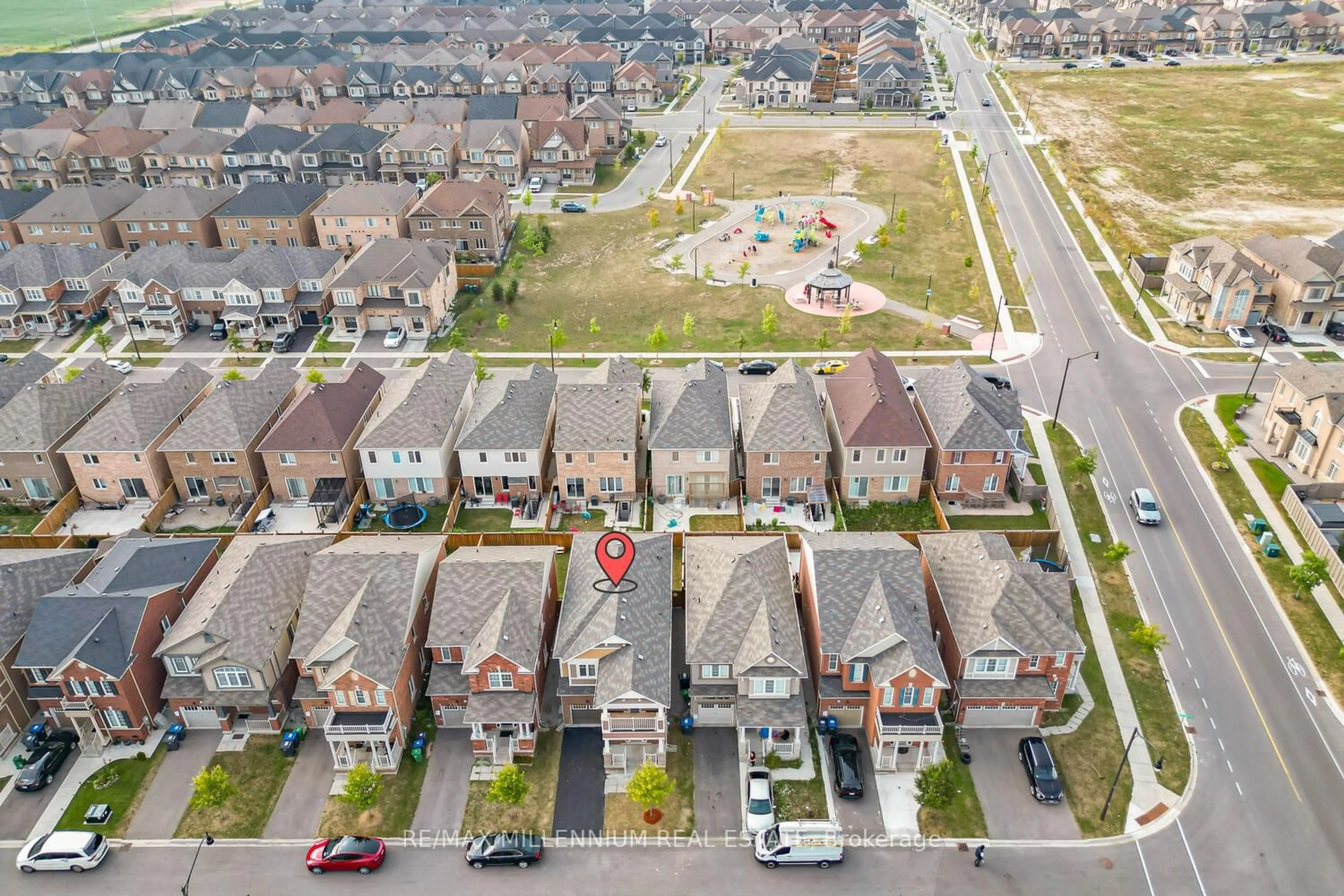 A pic from outside/outdoor area/front of a property/back of a property/a pic from drone, street for 7 Emerald Coast Tr, Brampton Ontario L7A 5A7