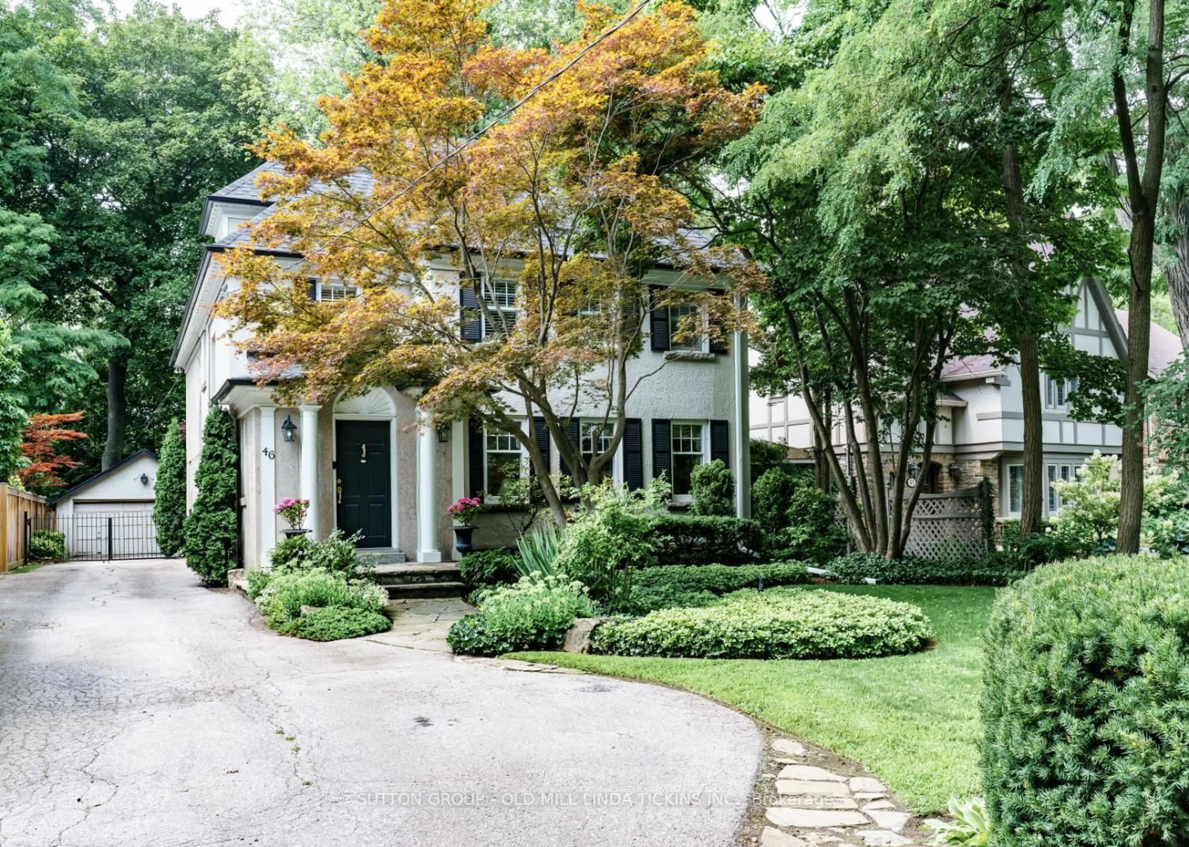Home with brick exterior material, street for 46 The Kingsway, Toronto Ontario M8X 2T2