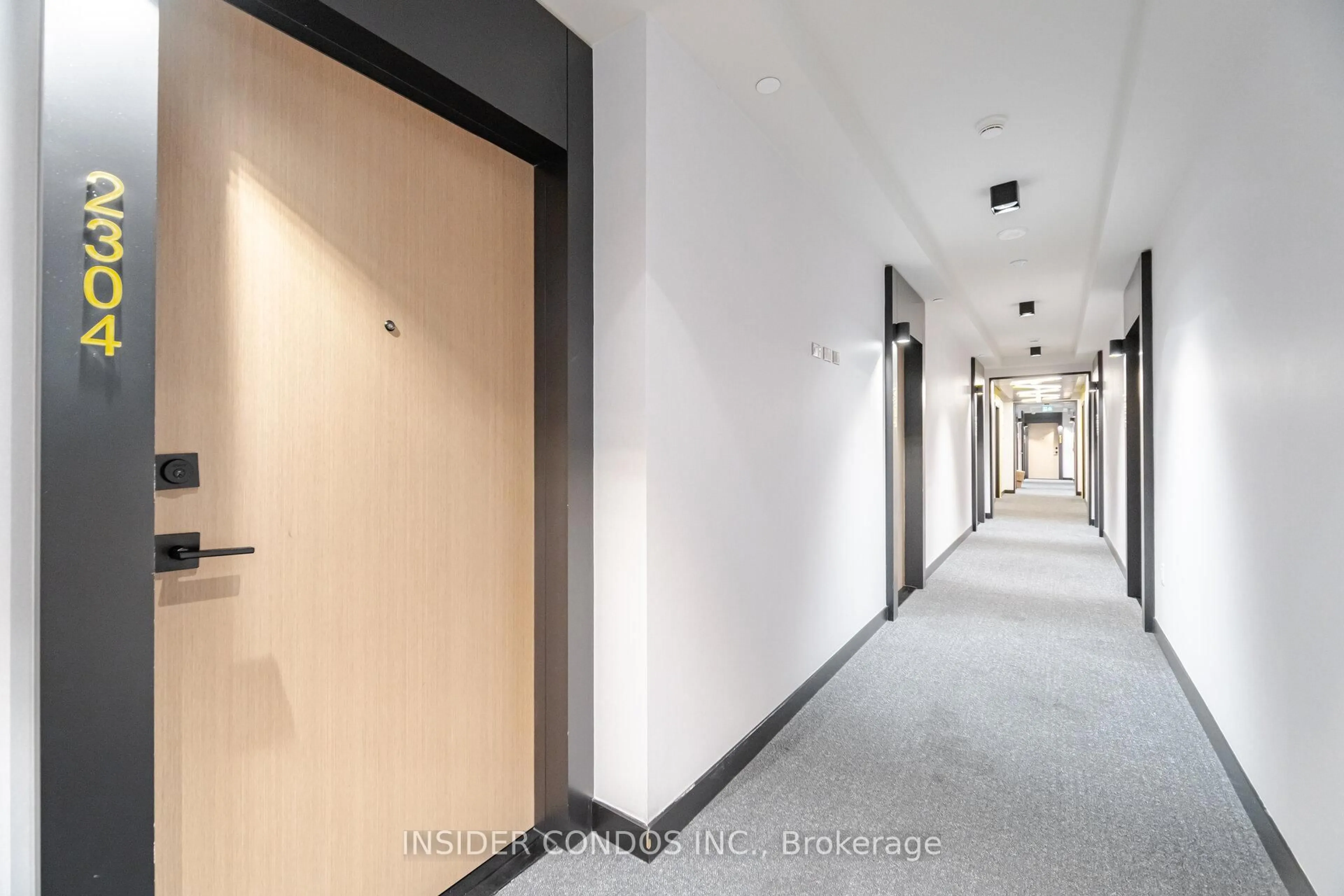 Indoor foyer for 36 Zorra St #2304, Toronto Ontario M8Z 1R7