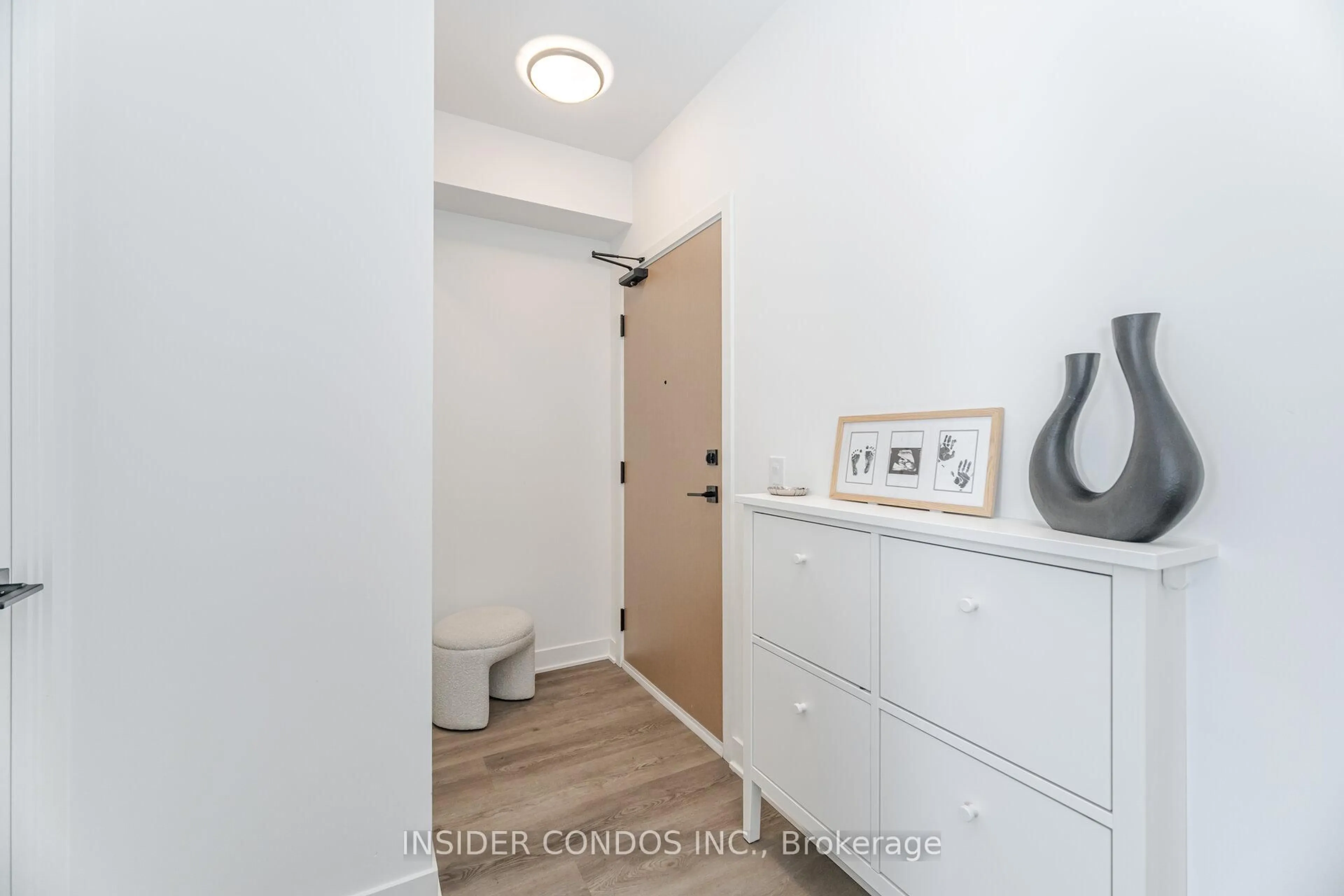 Unknown for 36 Zorra St #2304, Toronto Ontario M8Z 1R7