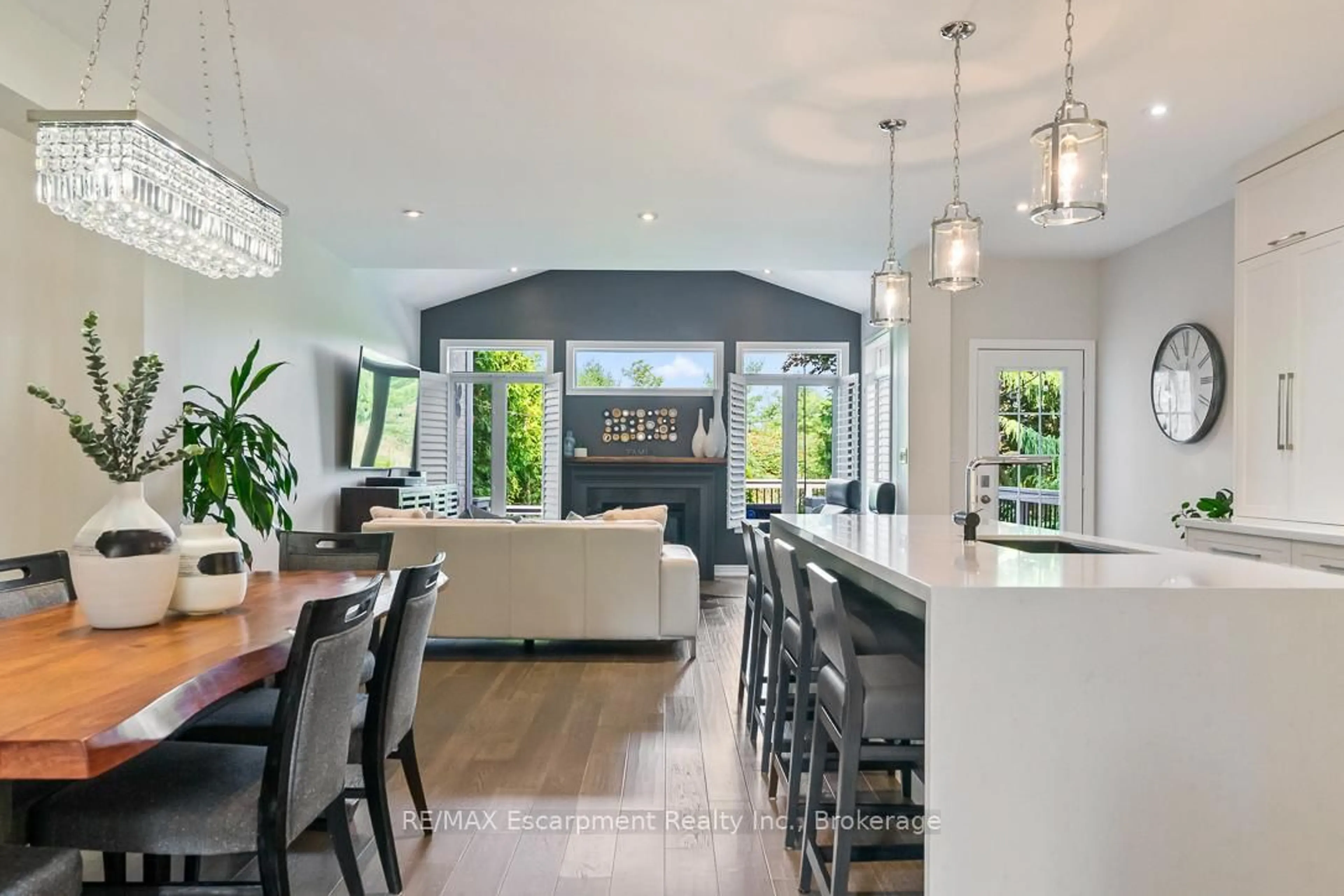 Open concept kitchen, unknown for 2357 WOODFIELD Rd, Oakville Ontario L6H 6Y6