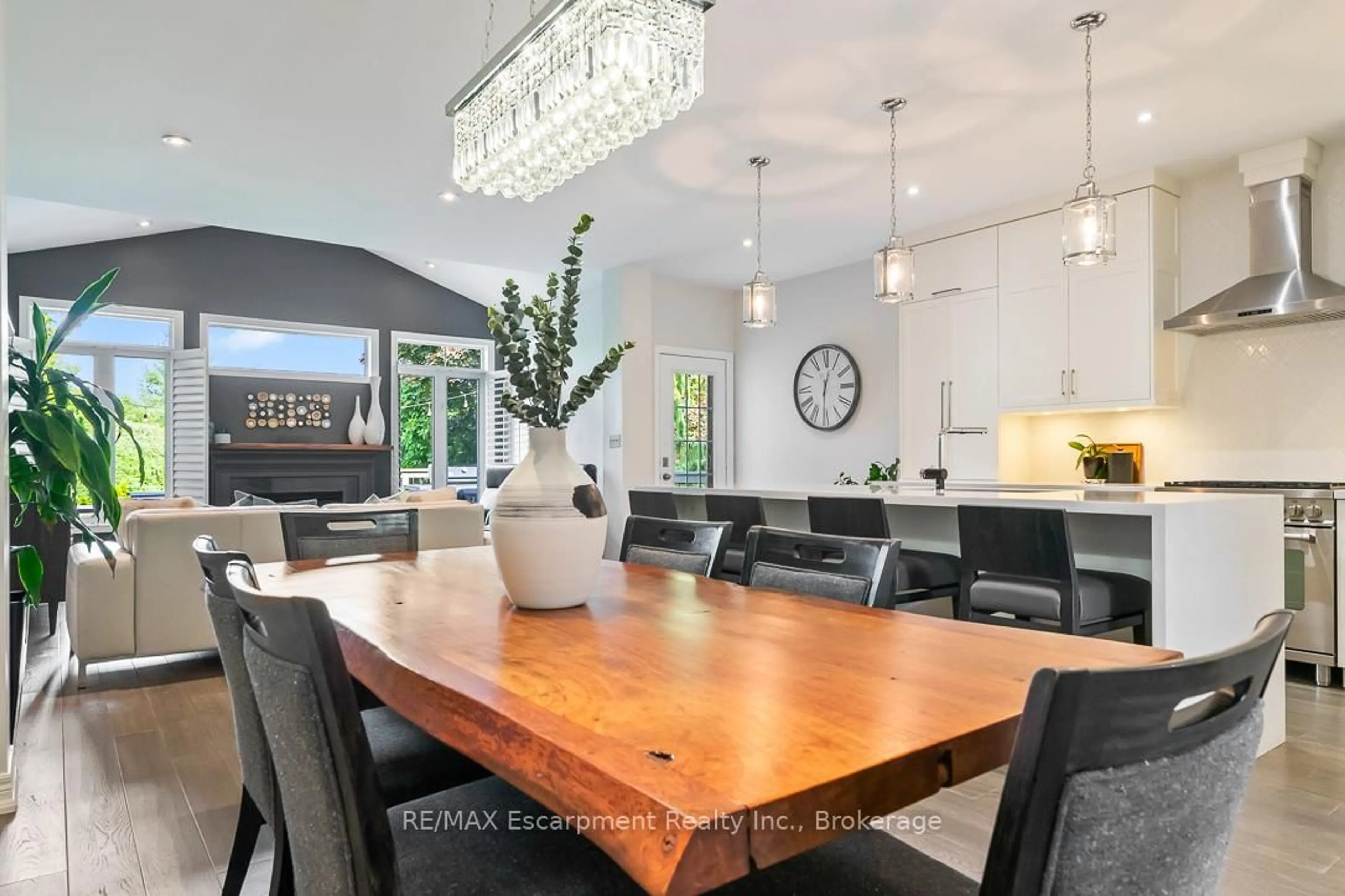 Unknown for 2357 WOODFIELD Rd, Oakville Ontario L6H 6Y6