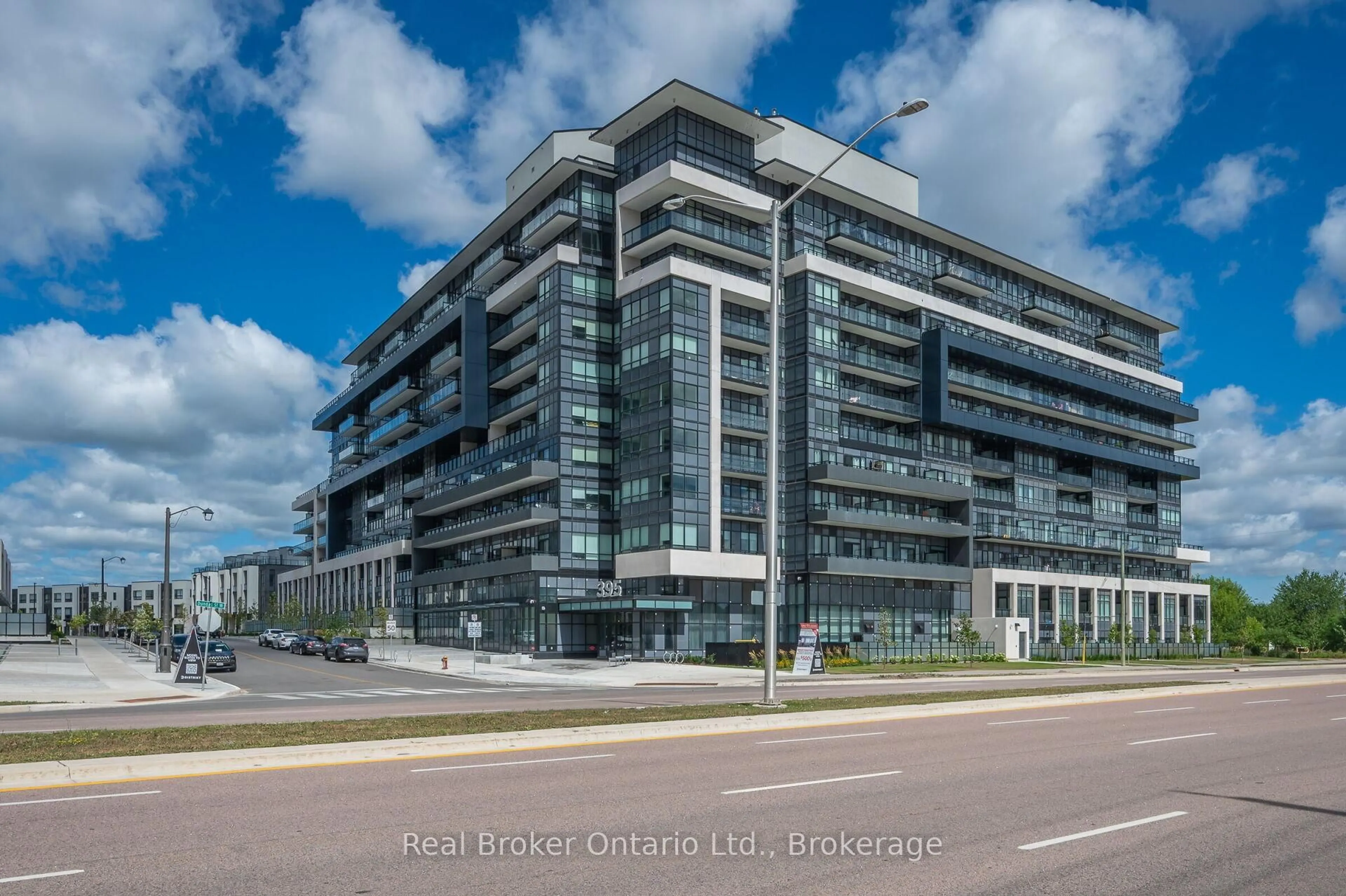 Unknown for 395 Dundas St #718, Oakville Ontario L6M 4M2