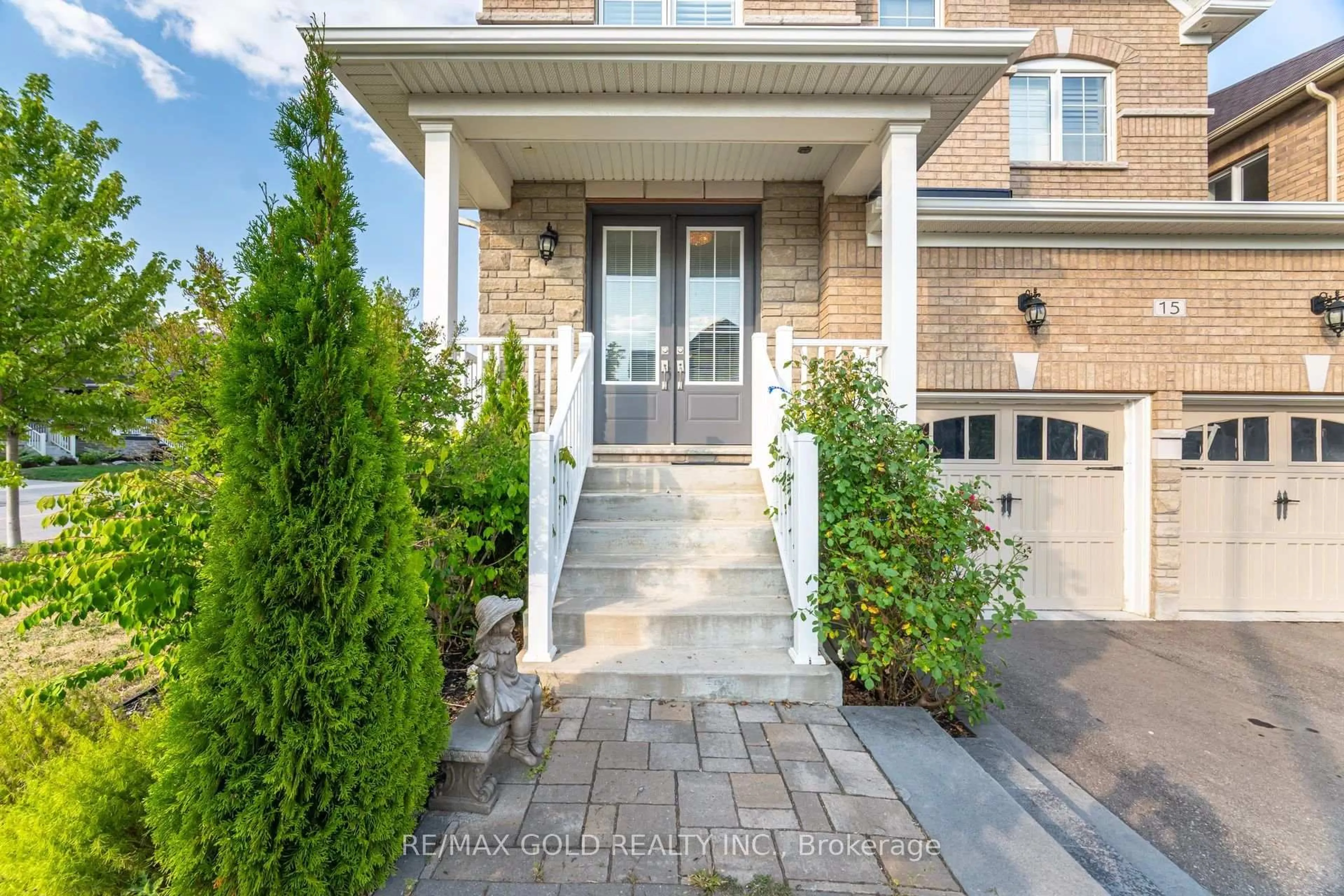 Home with brick exterior material, street for 15 Henry Wilson Dr, Caledon Ontario L7C 4E8