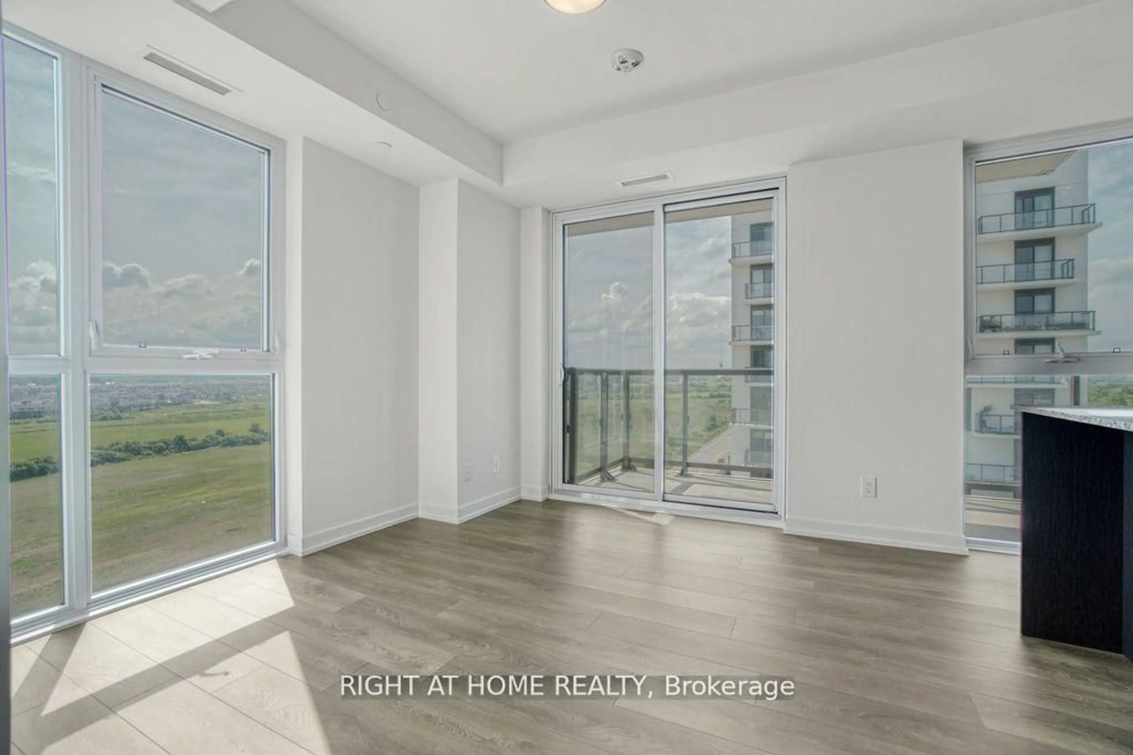 A pic of a room for 335 Wheat Boom Dr #1207, Oakville Ontario L6H 7Y1