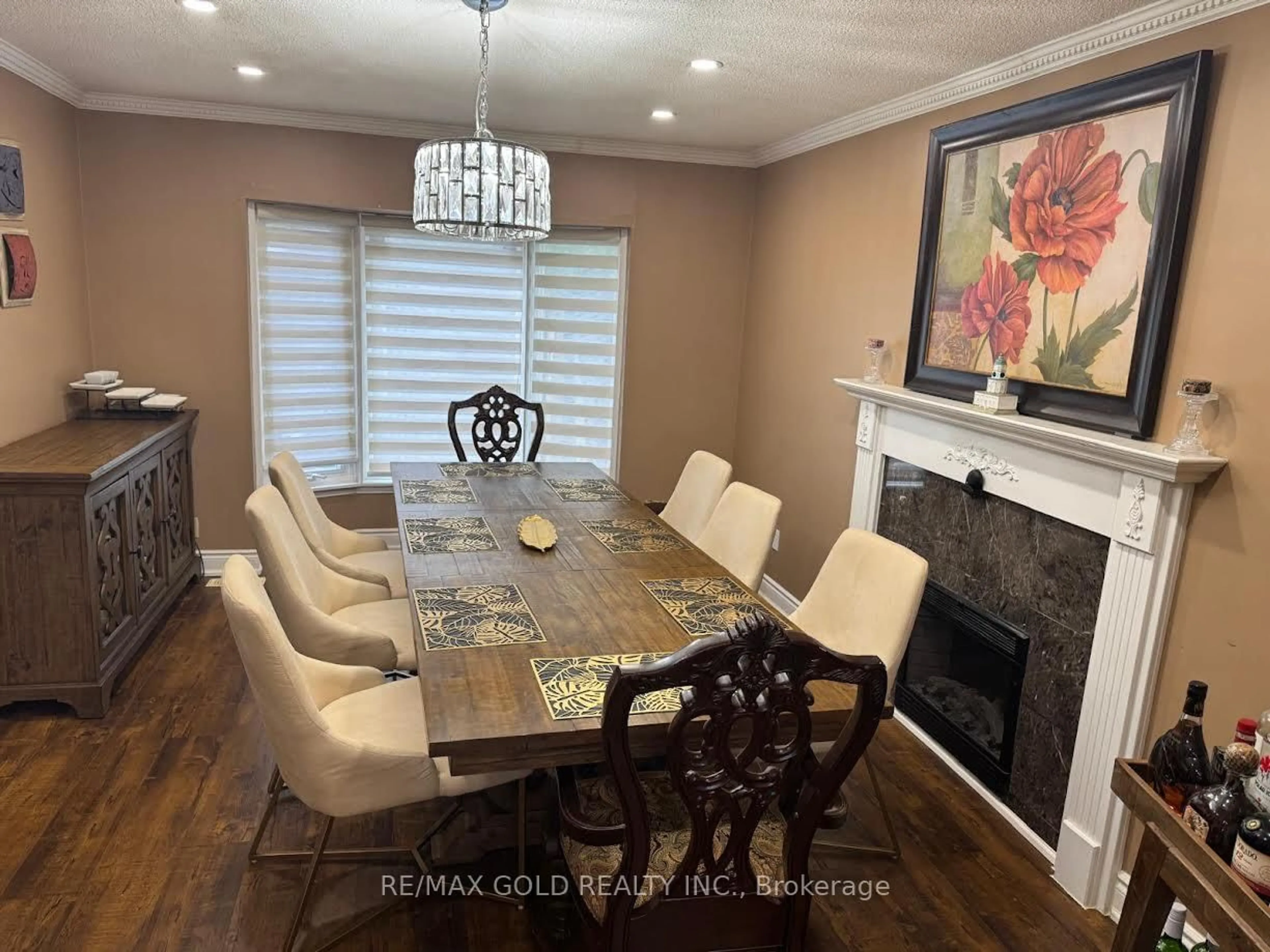Dining room, unknown for 92 Jaffa Dr, Brampton Ontario L6S 4C6