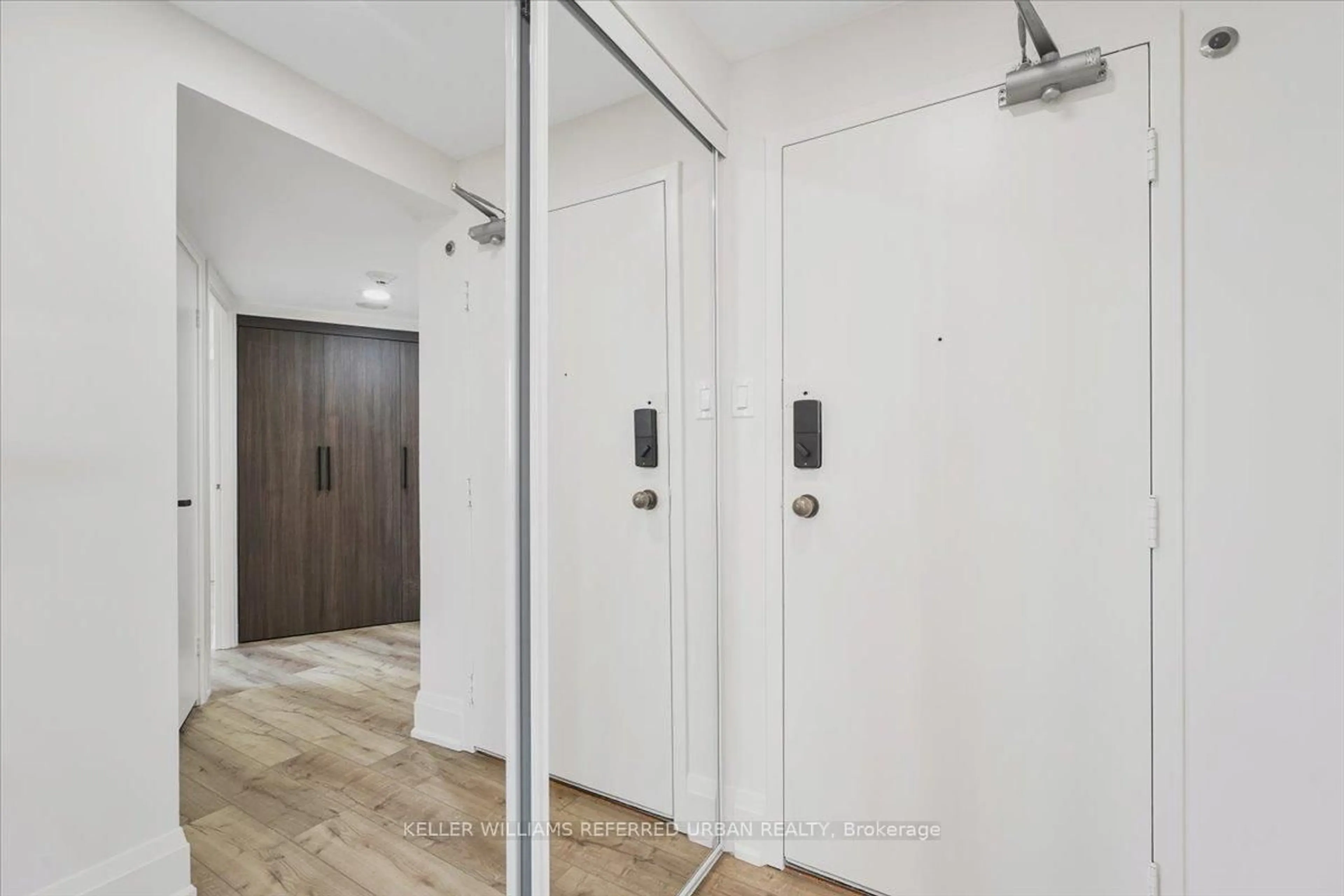 Unknown for 296 Mill Rd #PH2, Toronto Ontario M9C 4X8