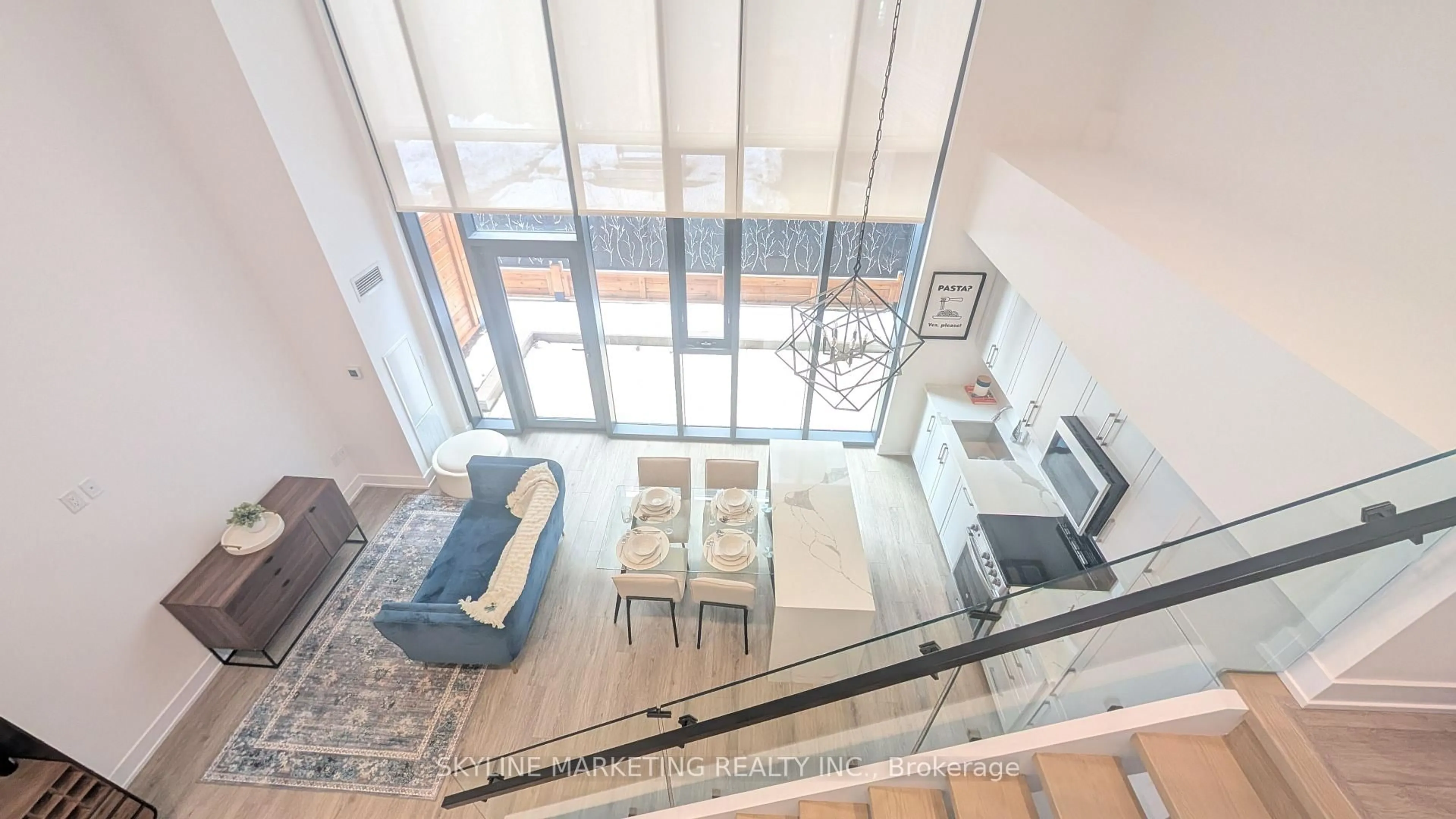 Indoor foyer for 2450 Old Bronte Rd #116, Oakville Ontario L6M 5P6