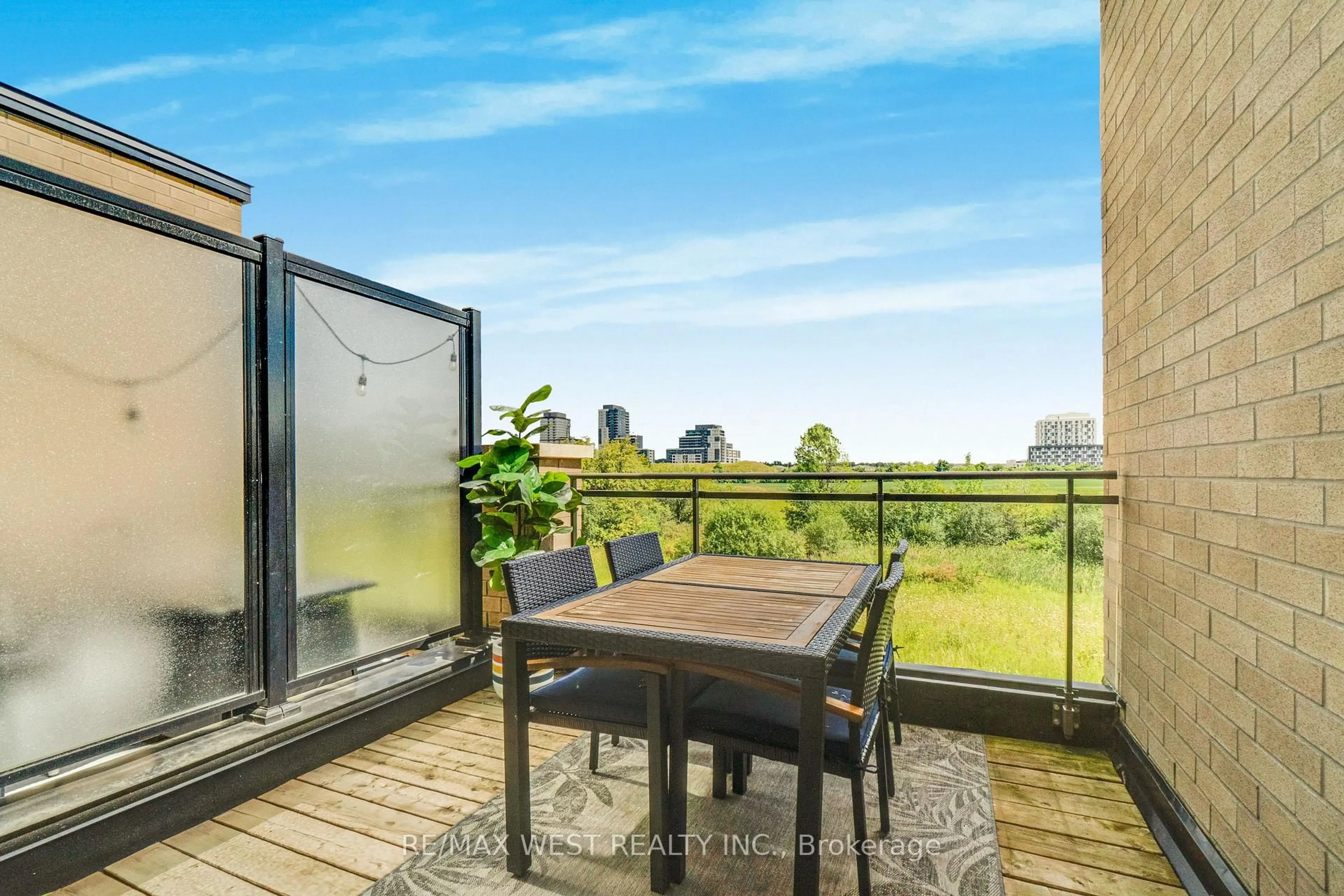 Balcony in the apartment, water/lake/river/ocean view for 3179 Mintwood Circ, Oakville Ontario L6H 0N9