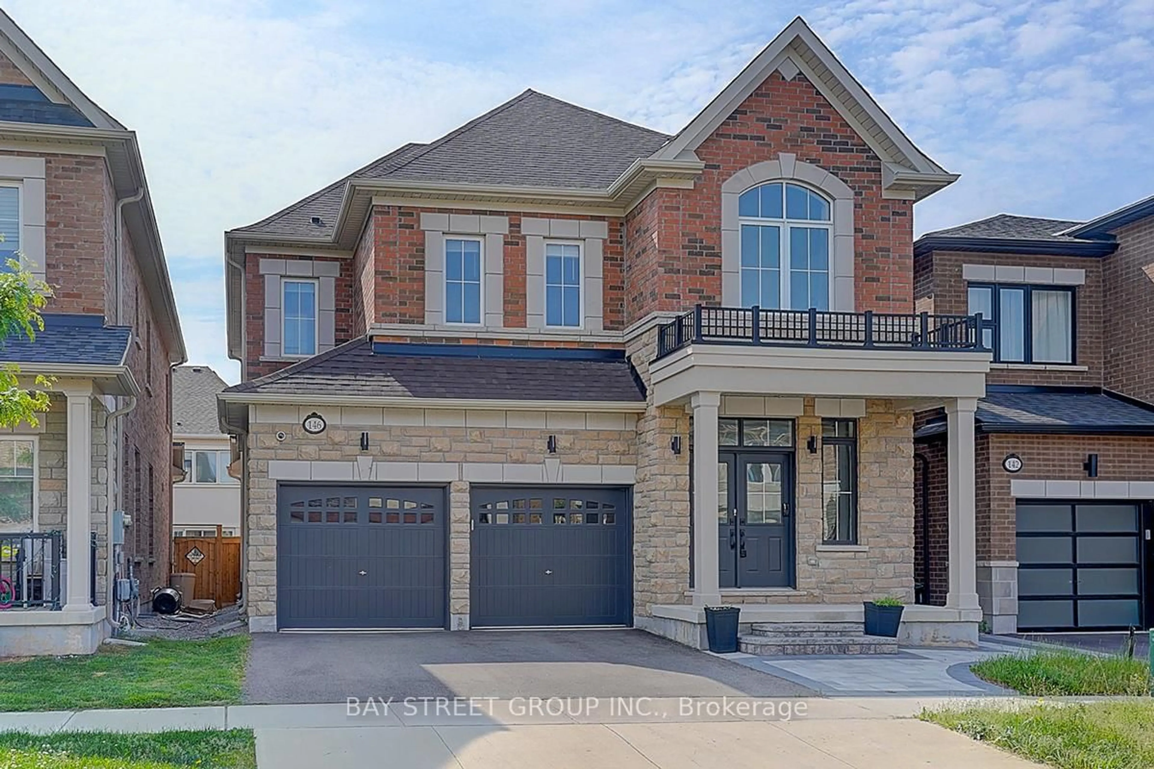 Home with brick exterior material, street for 146 Petgor Path, Oakville Ontario L6H 0Y6