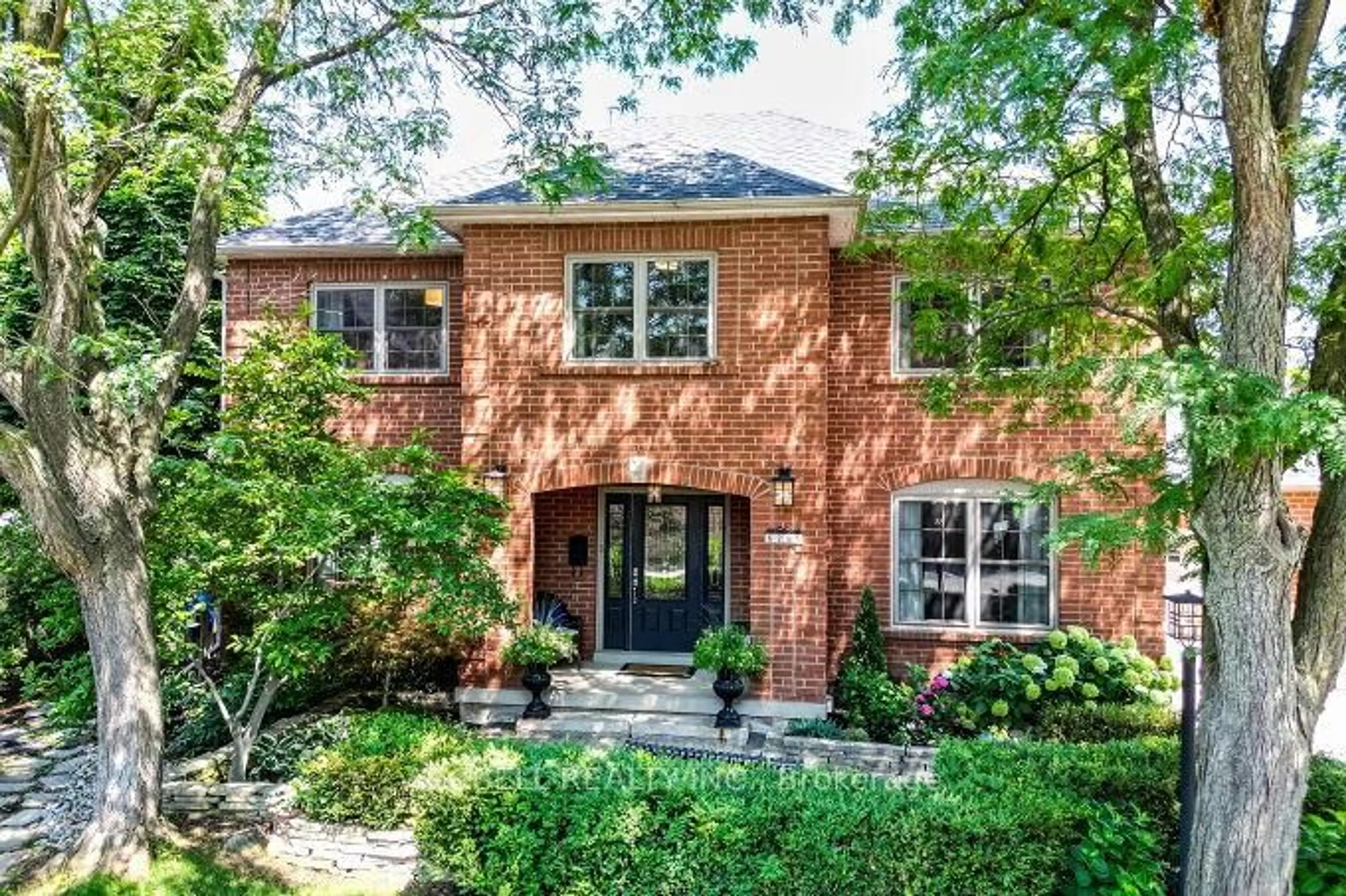 Home with brick exterior material, street for 6785 Snow Goose Lane, Mississauga Ontario L5N 5J2