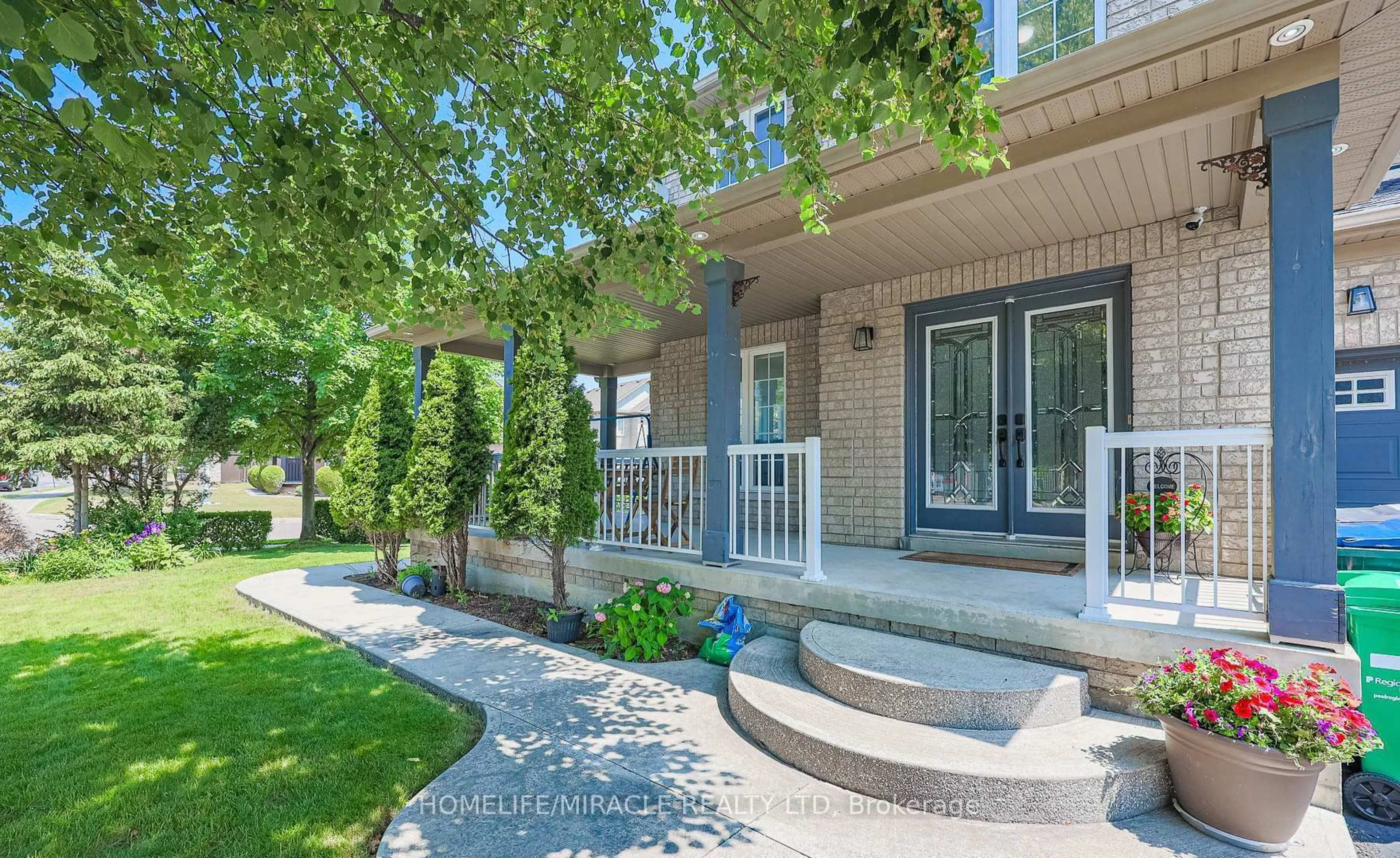 Unknown for 185 Mountainash Rd, Brampton Ontario L6R 3G8