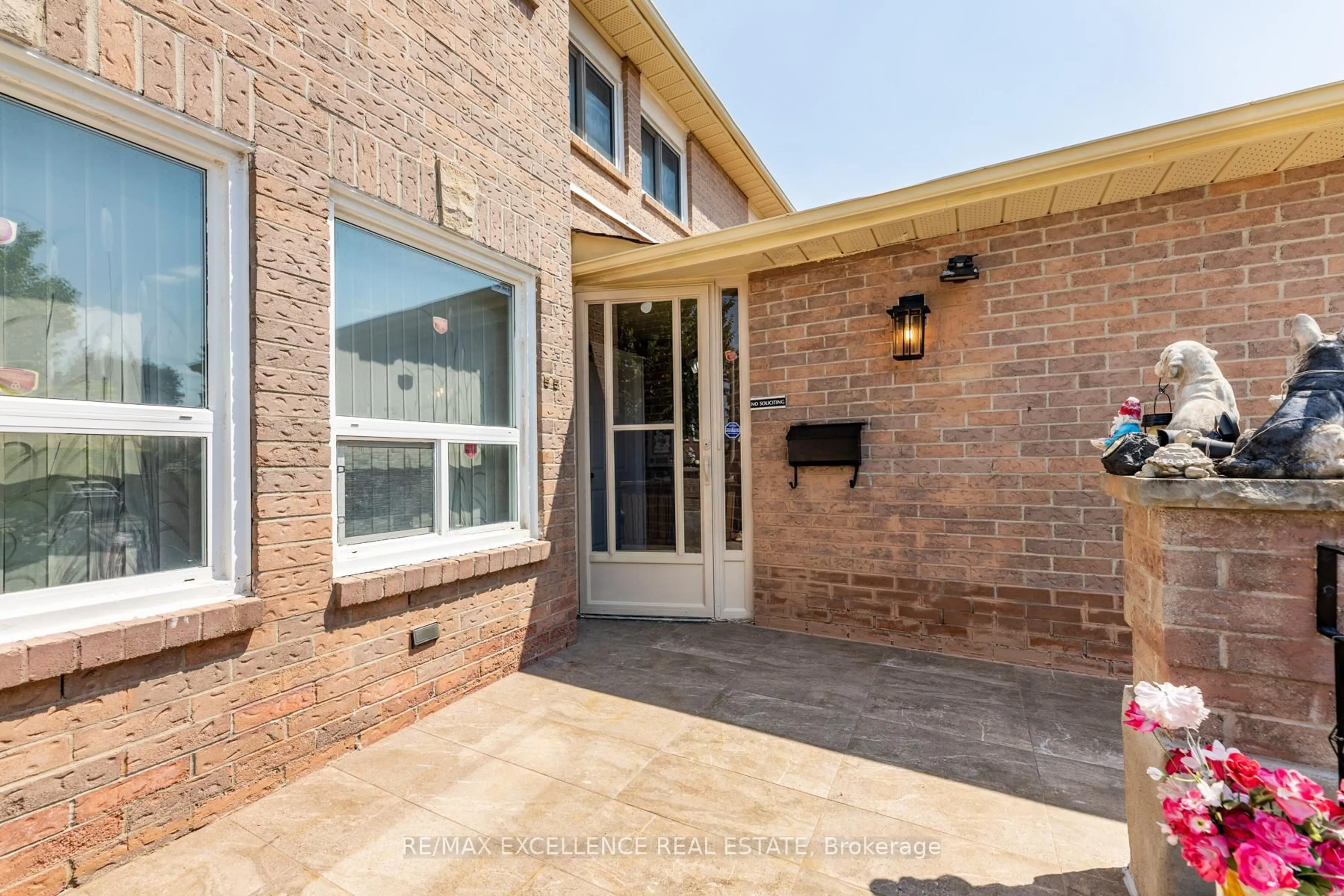 Home with brick exterior material, street for 55 Atkins Circ, Brampton Ontario L6X 4B9