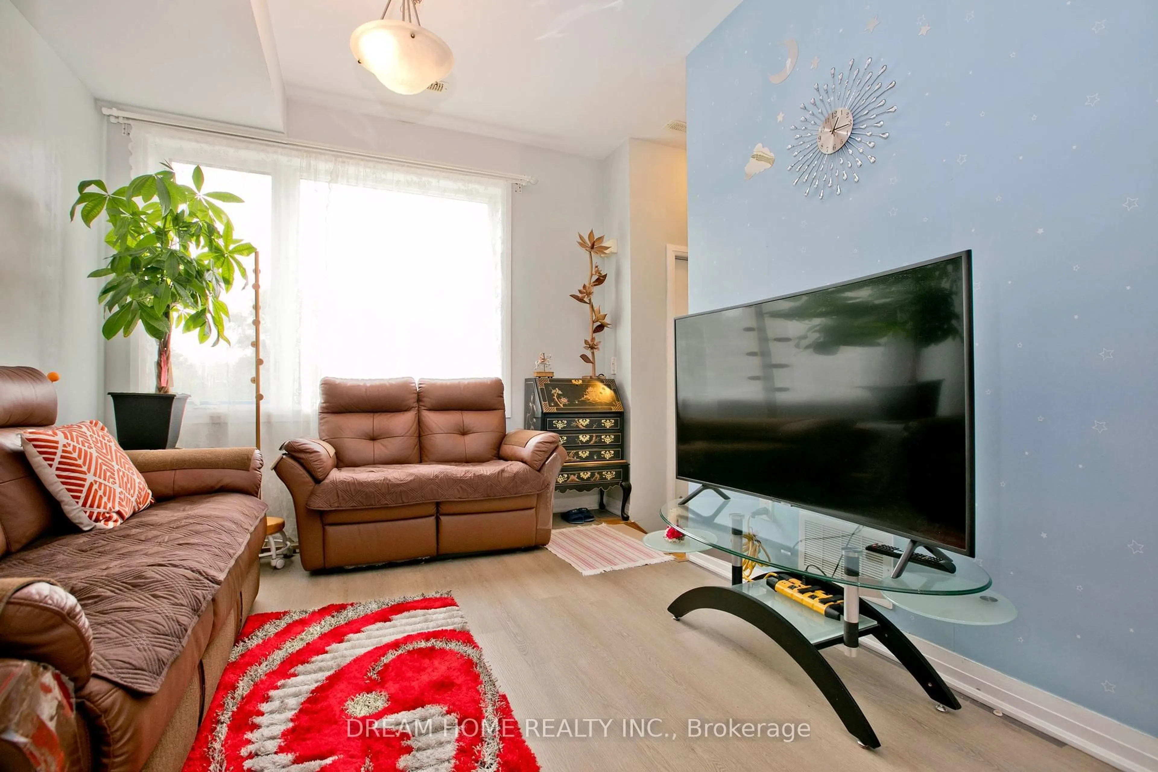 Living room with furniture, unknown for 120 Frederick Tisdale Dr #U 4, Toronto Ontario M3K 0A8