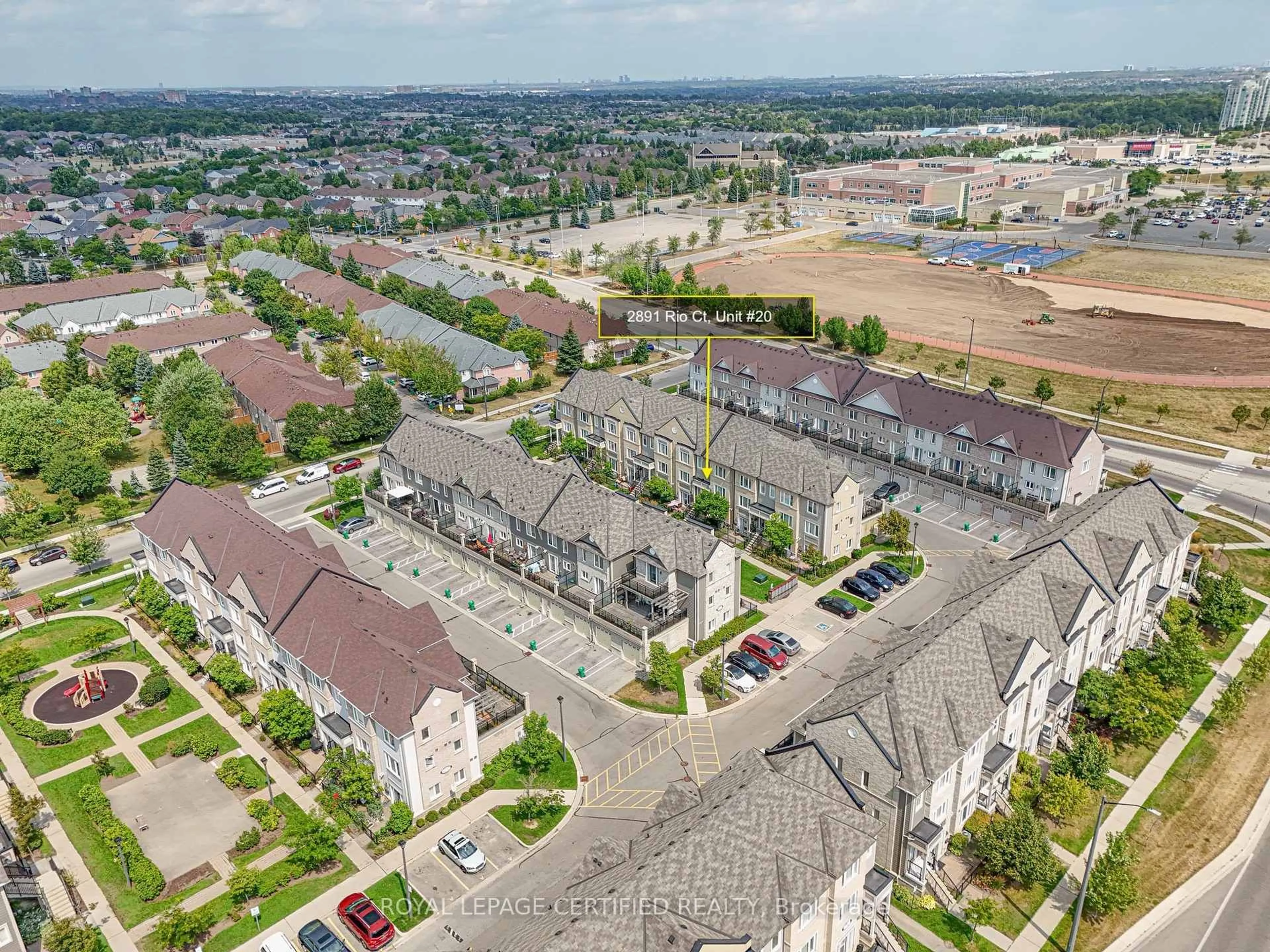 A pic from outside/outdoor area/front of a property/back of a property/a pic from drone, city buildings view from balcony for 2891 Rio Crt #20, Mississauga Ontario L5M 0S4