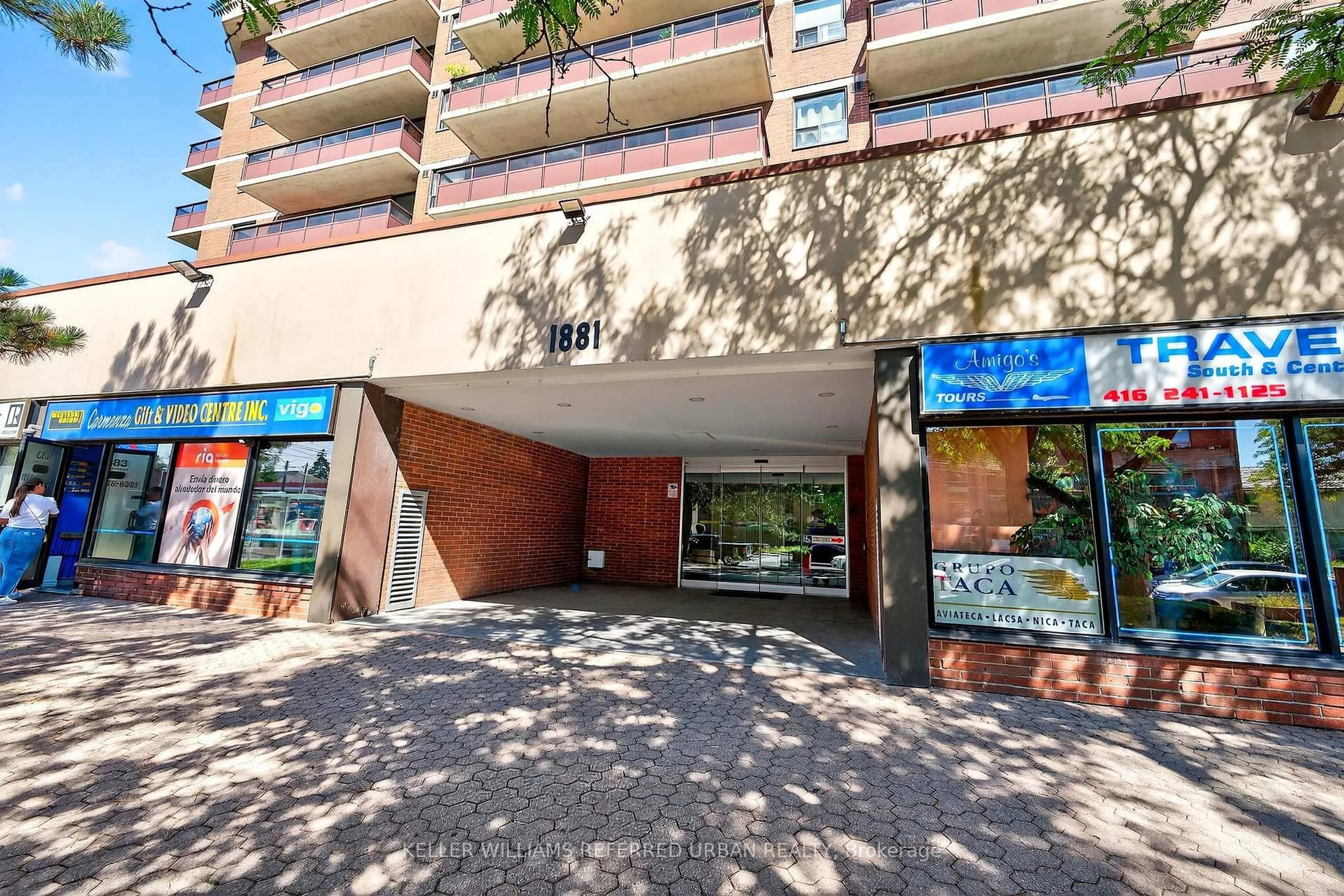 Indoor foyer for 1881 Jane St #401, Toronto Ontario M9N 3S7