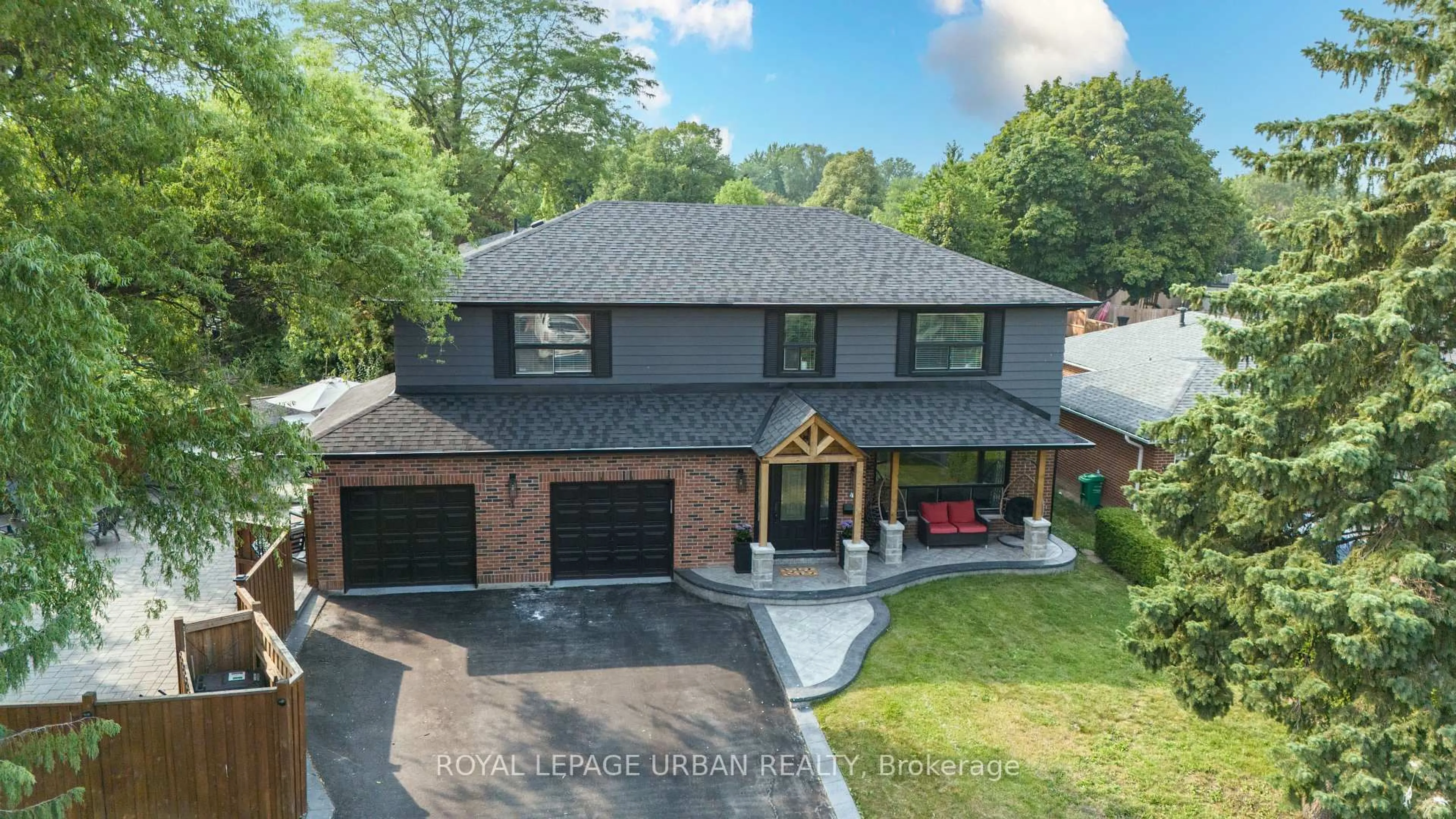 Unknown for 4 Deerfield Cres, Brampton Ontario L6T 1K6