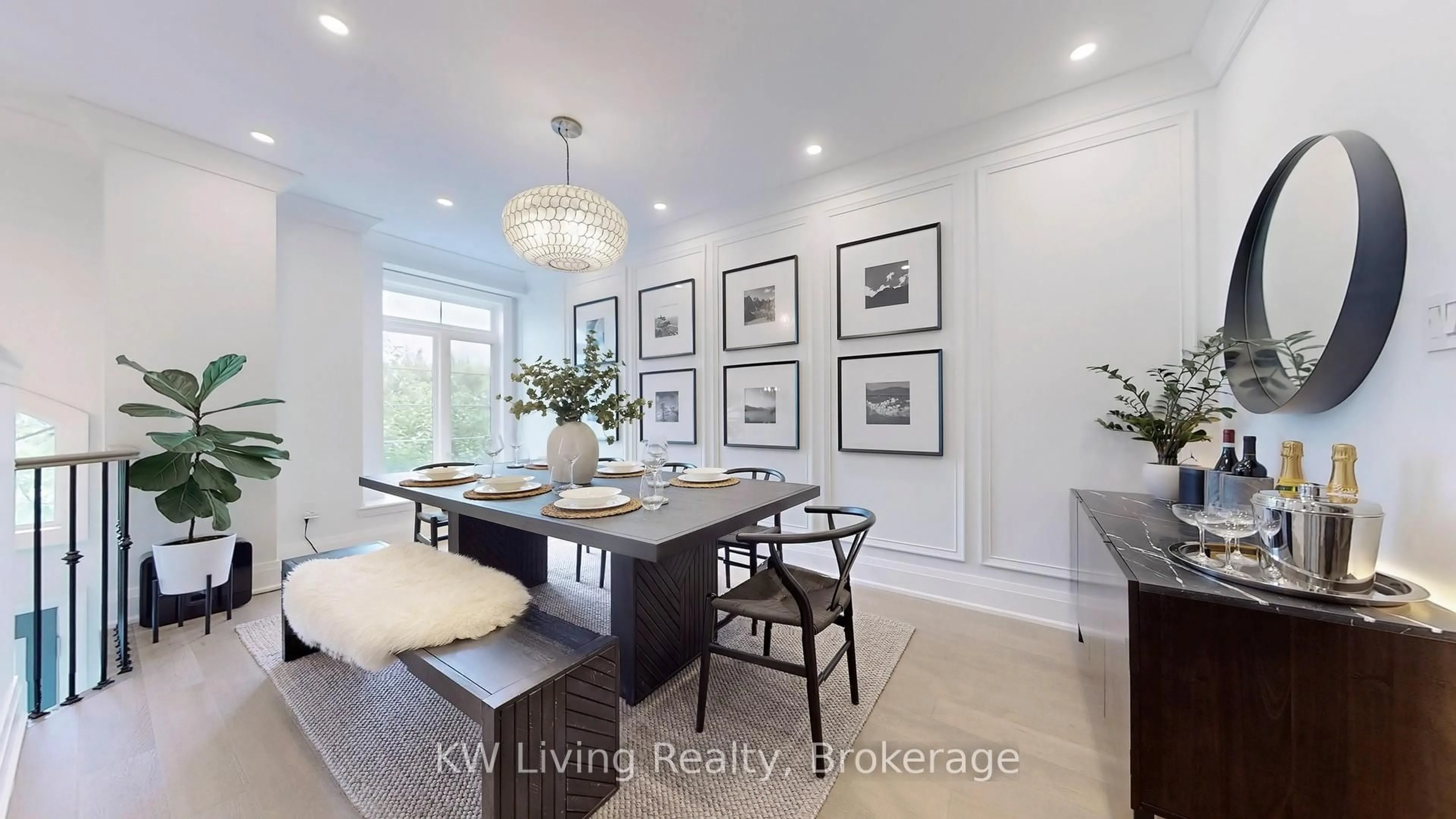Dining room, unknown for 5172 Thornwood Dr, Mississauga Ontario L4Z 0C4