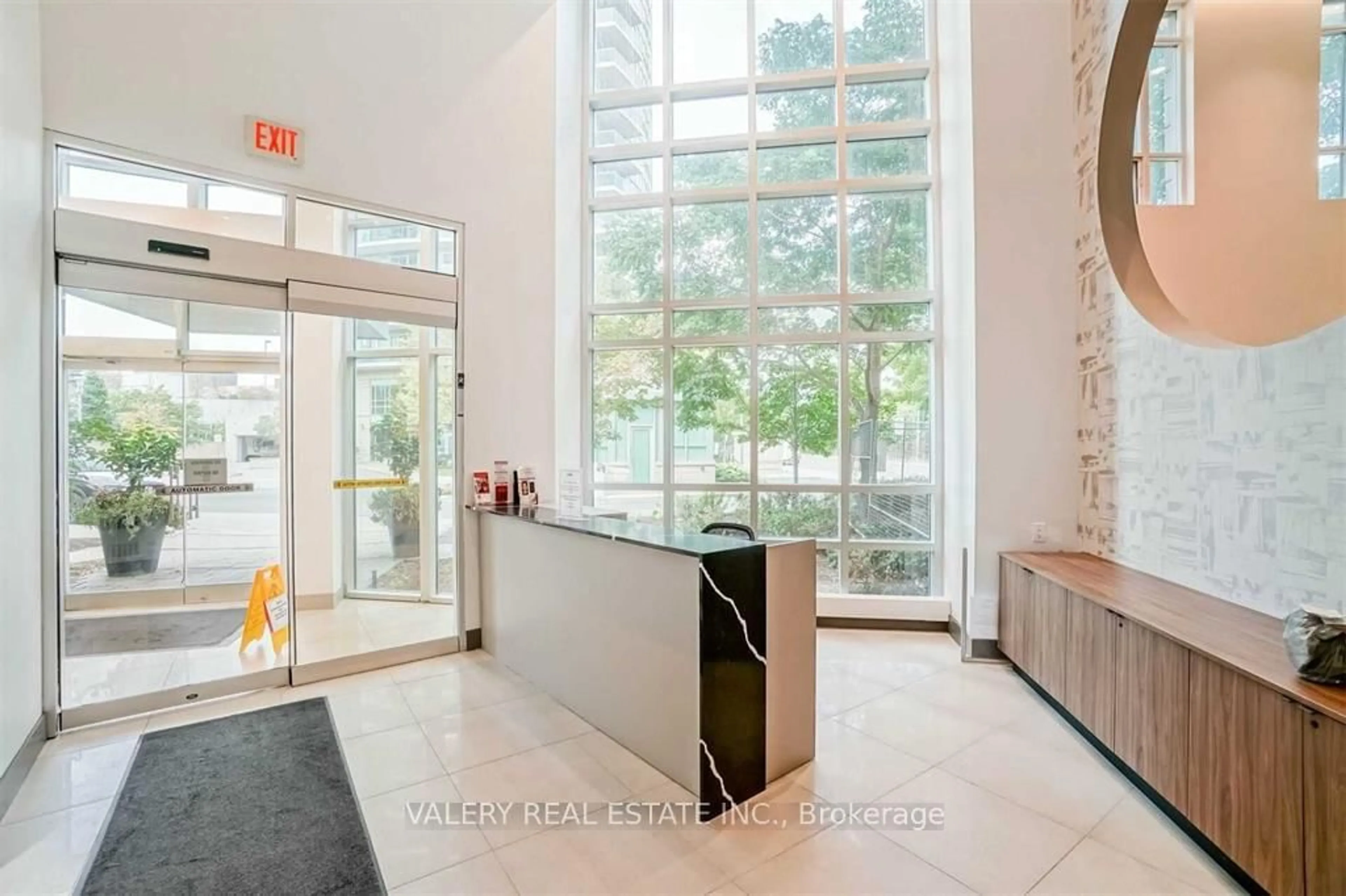 Indoor foyer for 90 Absolute Ave #2701, Mississauga Ontario L4Z 0A3