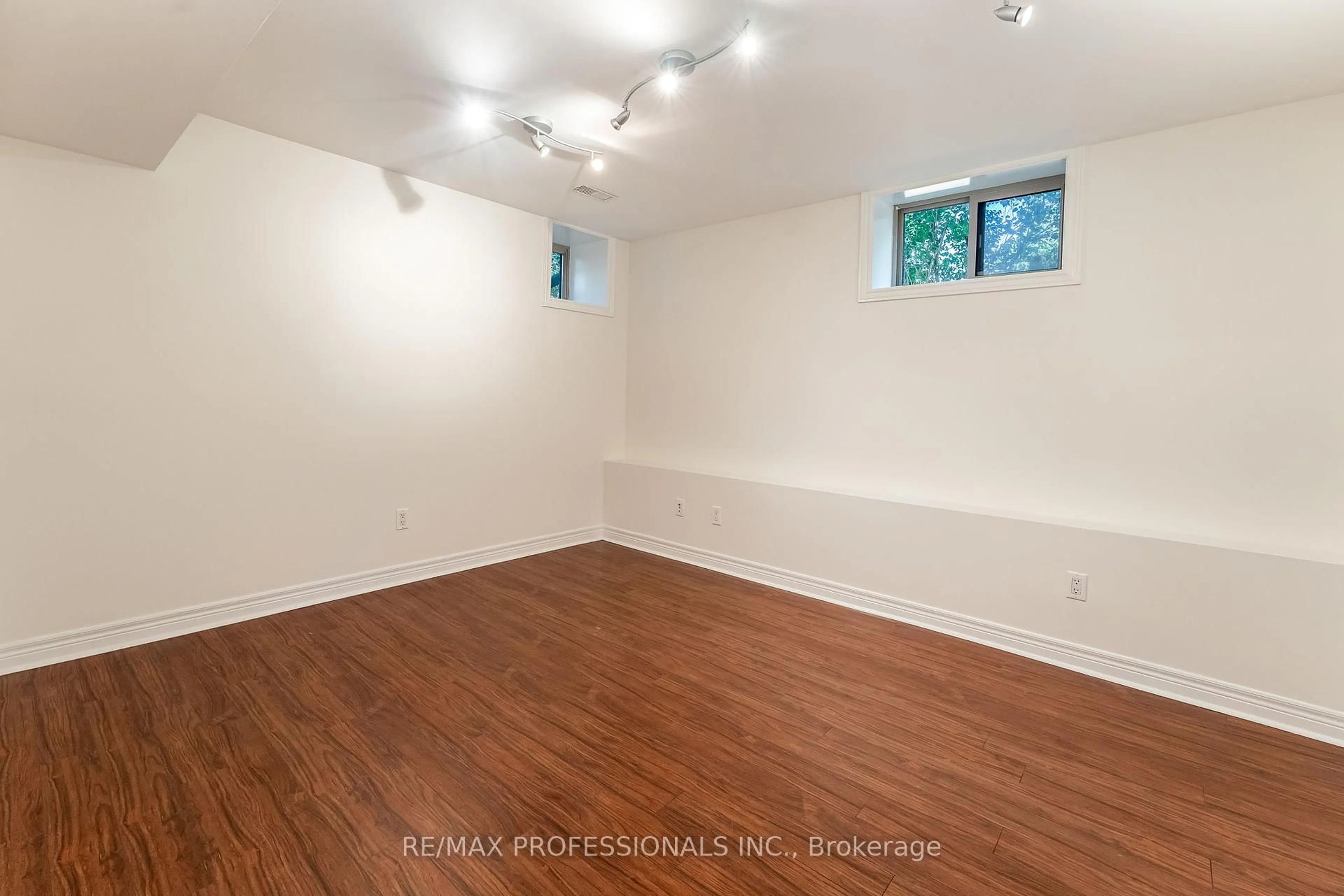 A pic of a room for 34 Monkton Ave, Toronto Ontario M8Z 4N2