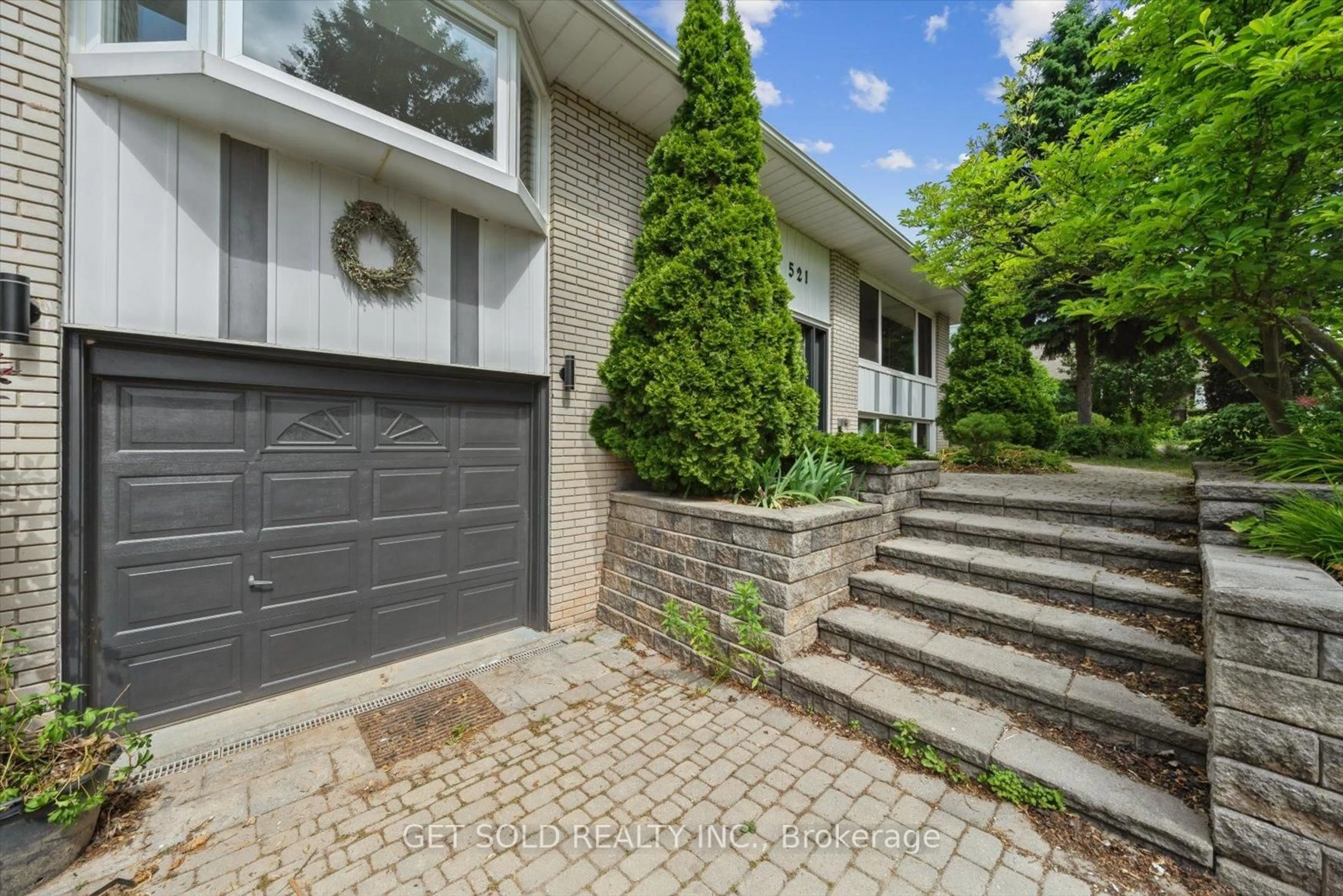 Home with brick exterior material, street for 521 Grand Blvd, Oakville Ontario L6H 1P4