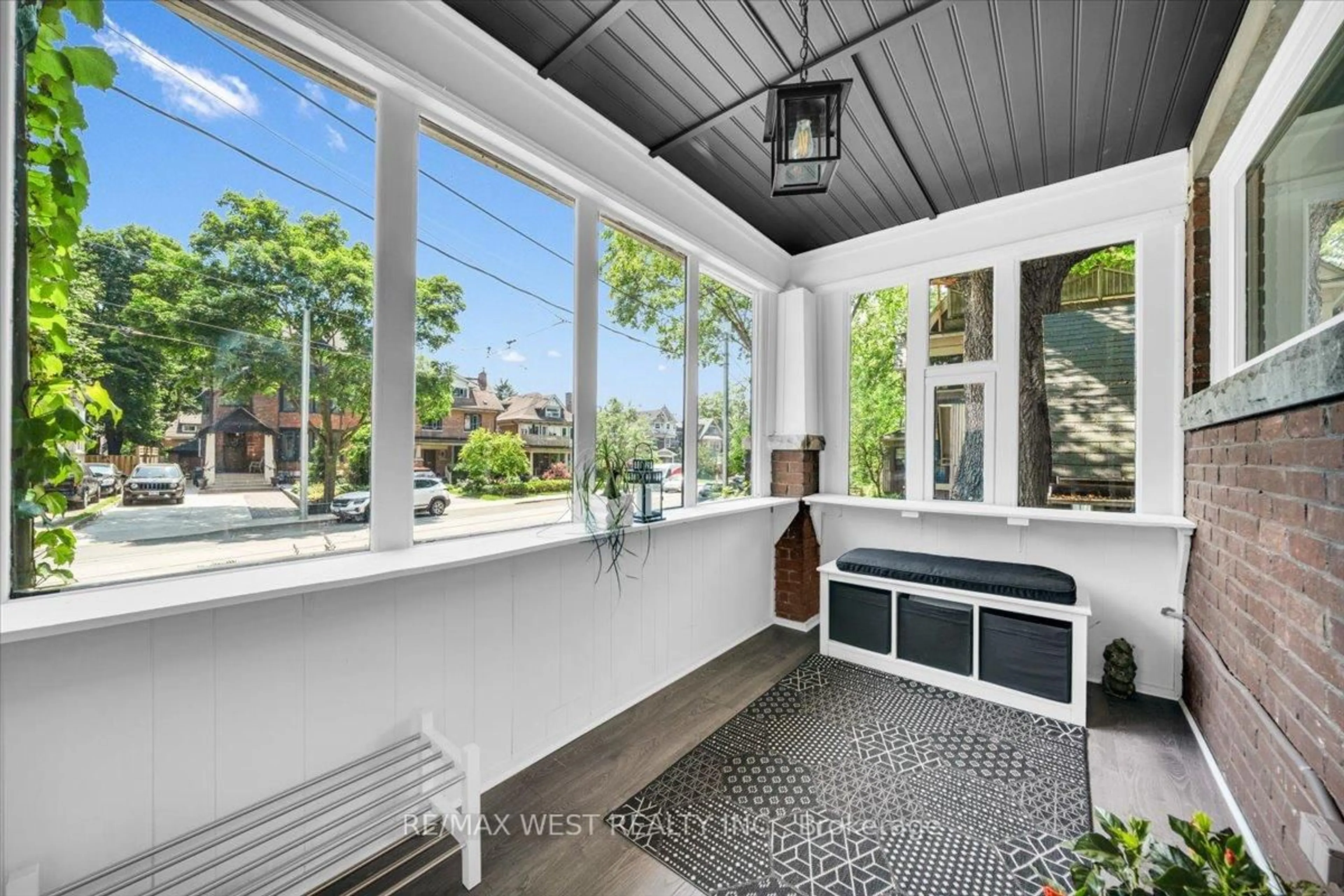 Indoor entryway for 206 Howard Park Ave, Toronto Ontario M6R 1W1