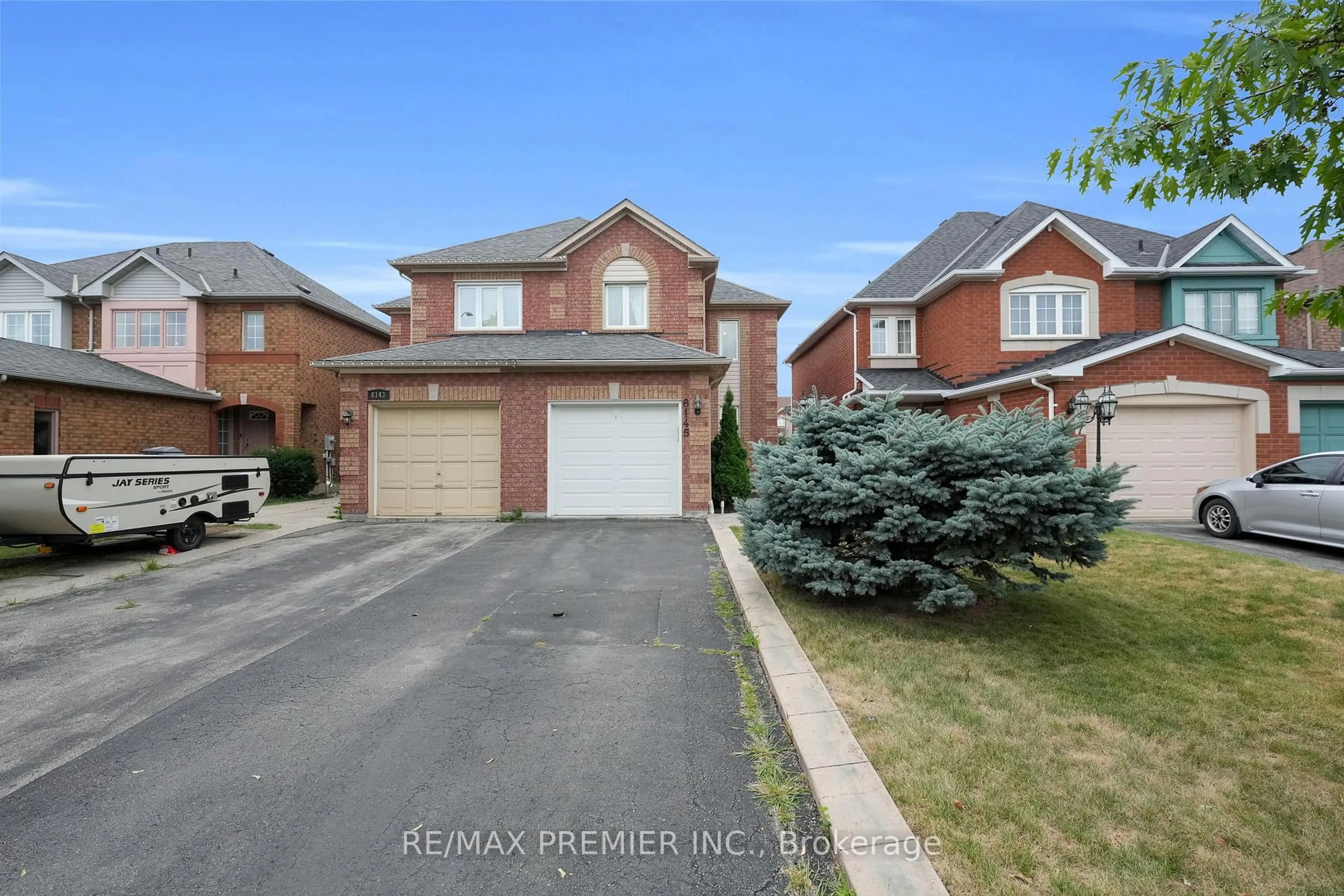 Home with brick exterior material, street for 6145 Snowy Owl Cres, Mississauga Ontario L5N 7B5