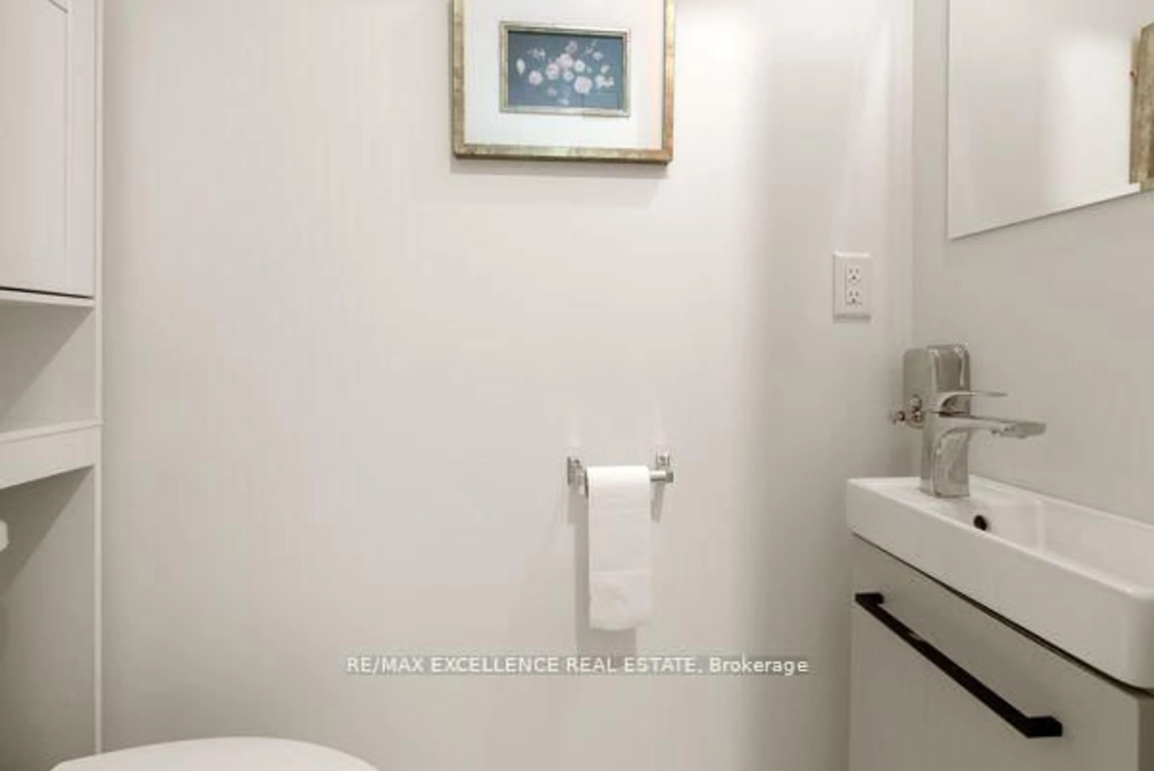 Standard bathroom, unknown for 55 Rushmore Cres, Brampton Ontario L6Z 1R1