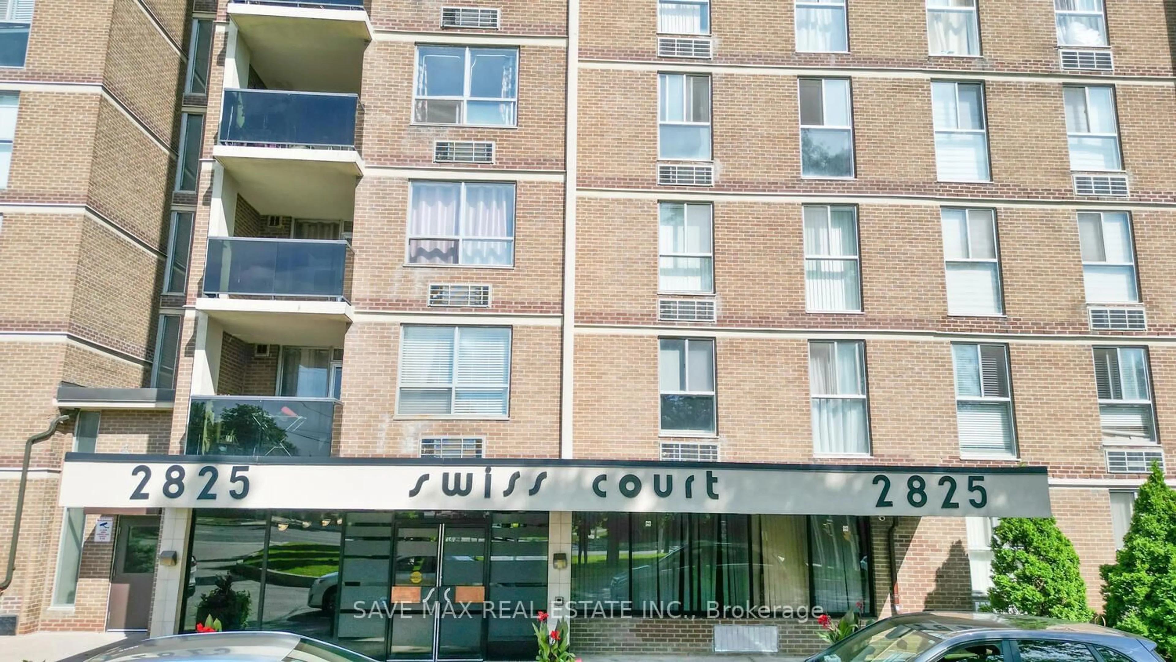 Indoor foyer for 2825 Islington Ave #503, Toronto Ontario M9L 2K1