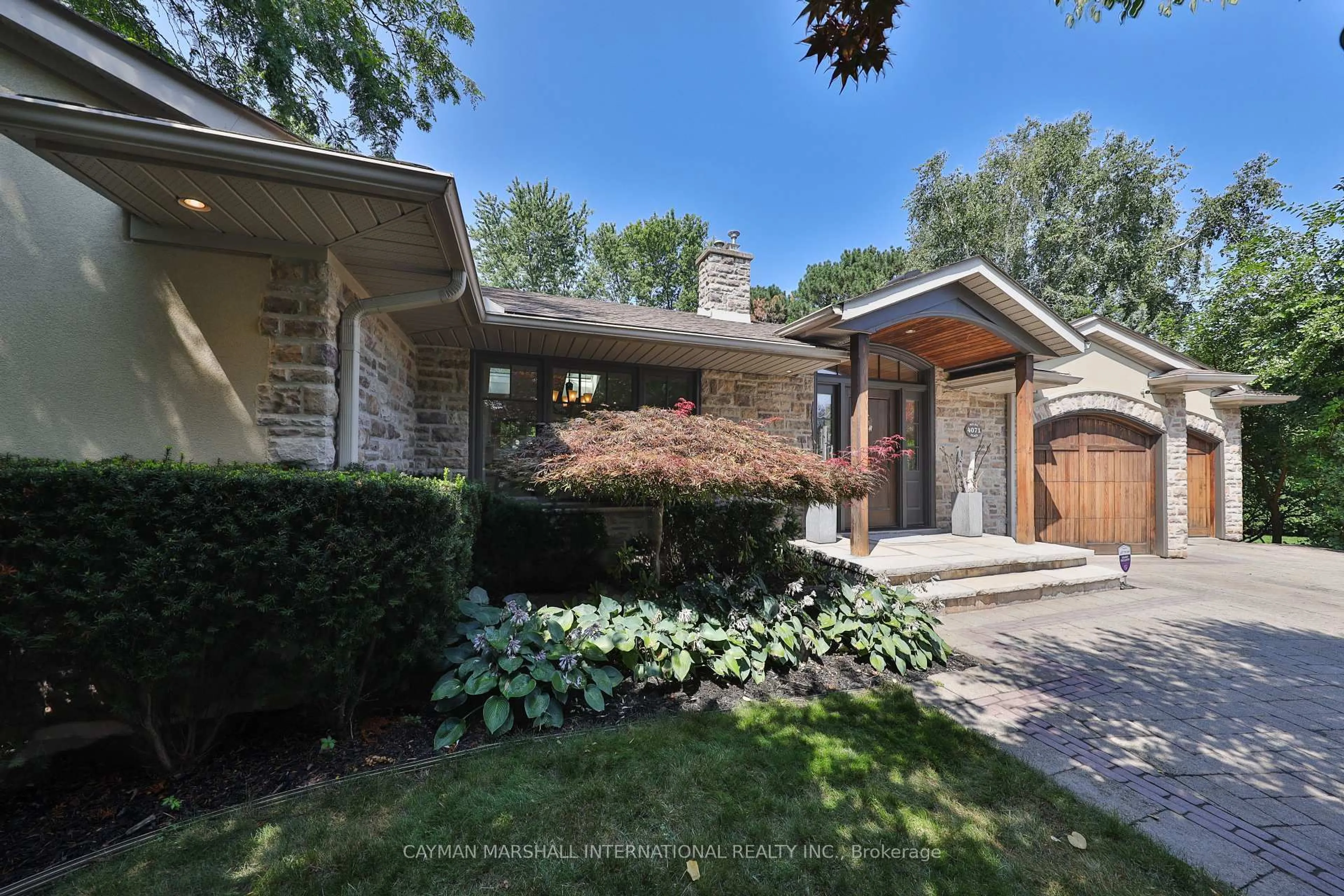 Home with brick exterior material, street for 4071 Melba Pl, Burlington Ontario L7L 2C5
