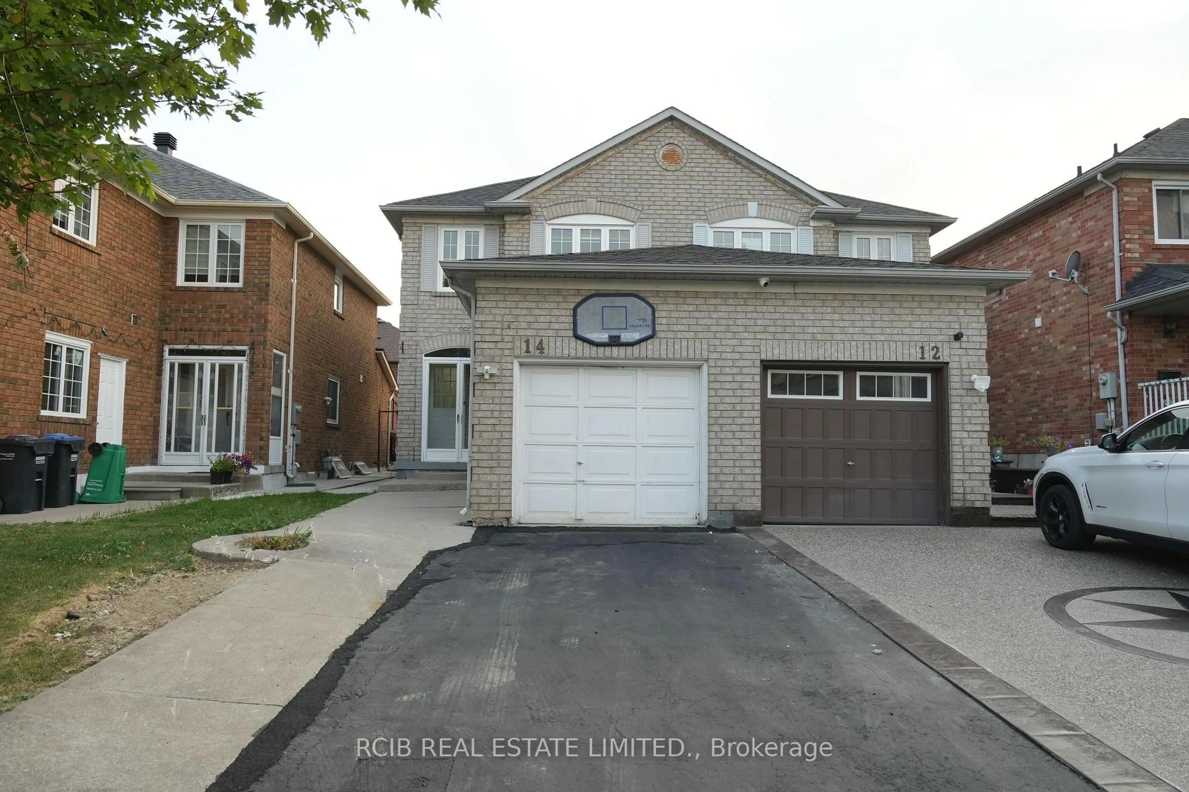 Home with brick exterior material, street for 14 Dusty Star Rd, Brampton Ontario L6R 1Y5