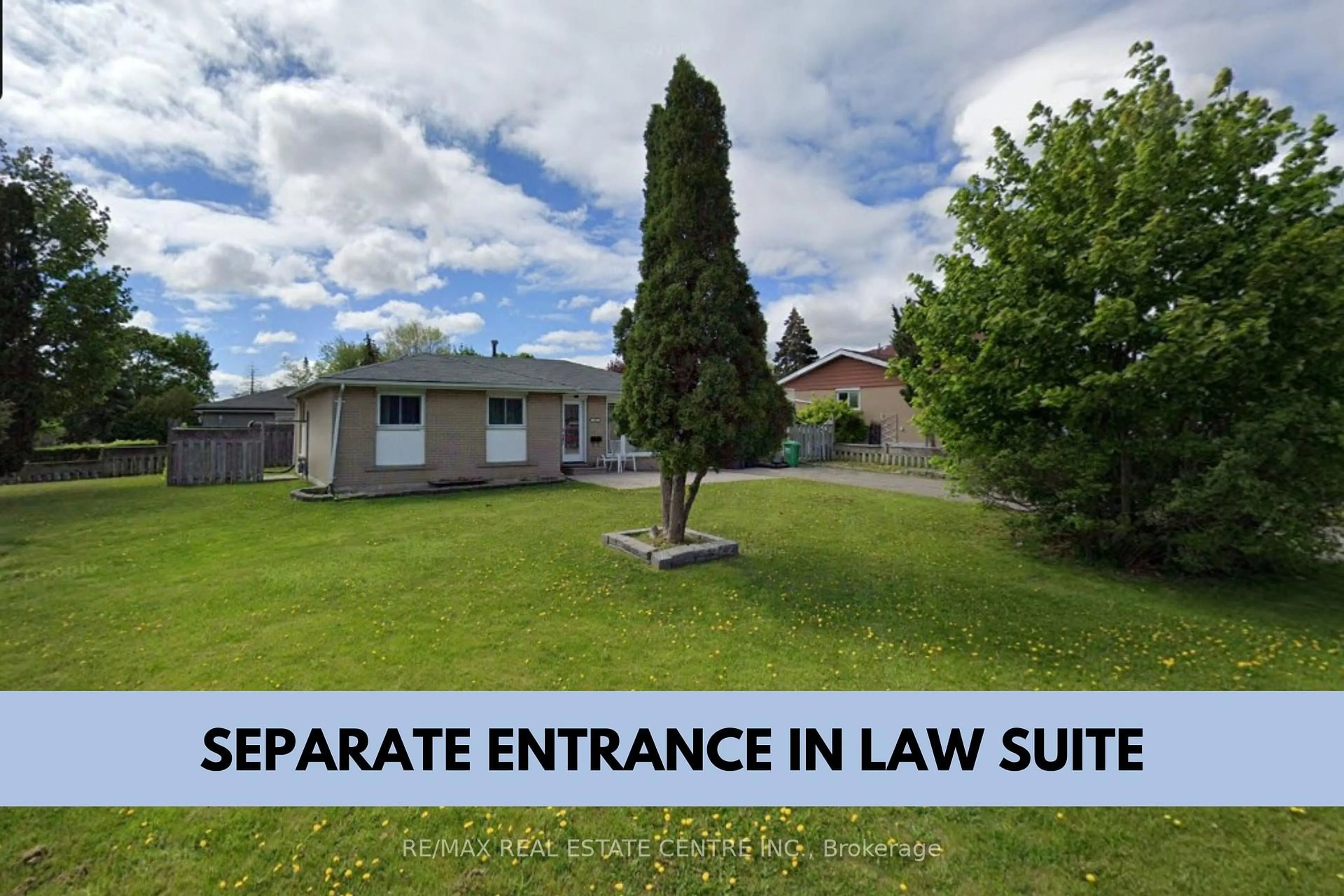 A pic from outside/outdoor area/front of a property/back of a property/a pic from drone, street for 132 Brentwood Dr, Brampton Ontario L6T 1R2