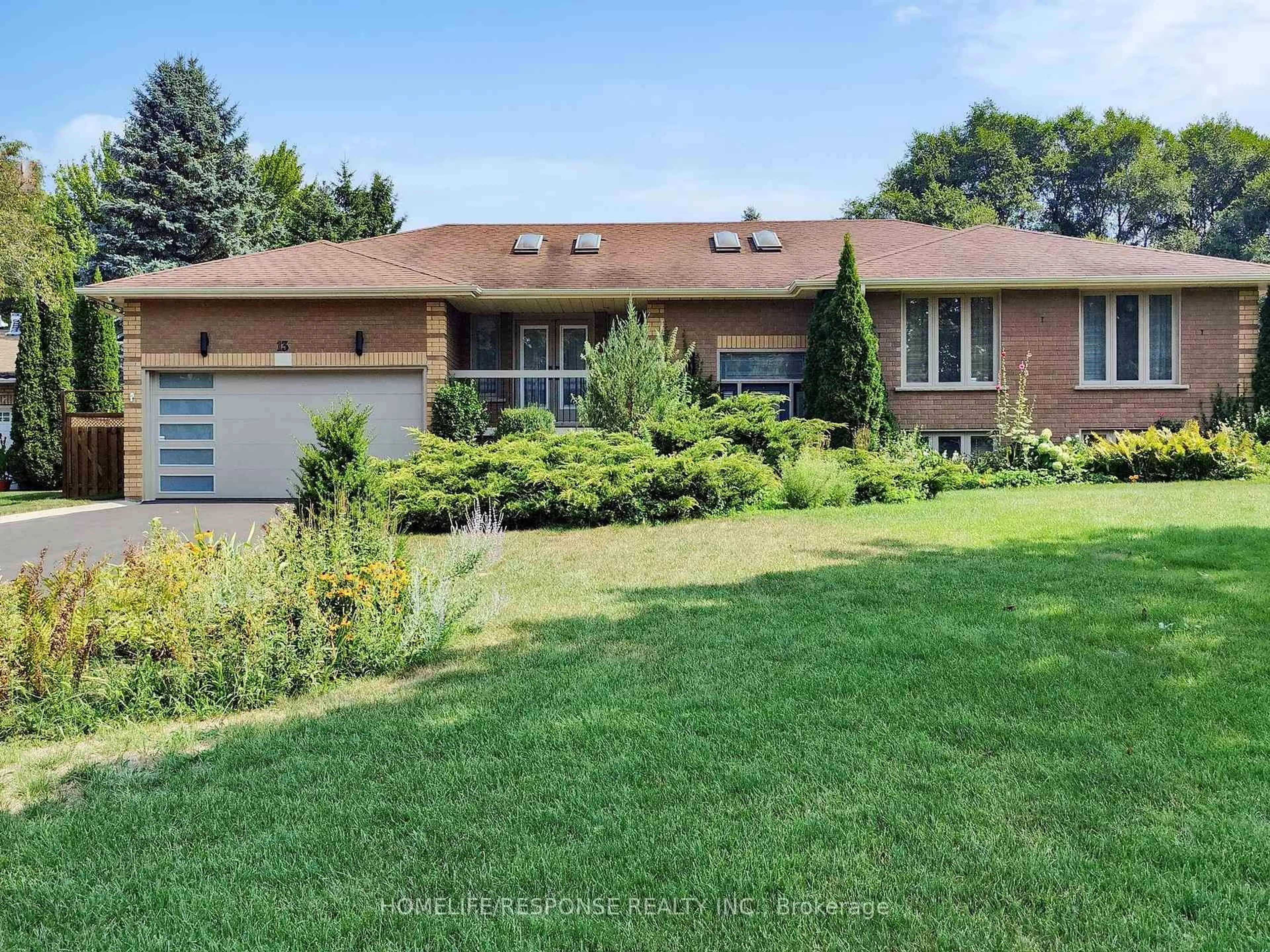Home with brick exterior material, unknown for 13 DOLAN Dr, Caledon Ontario L7E 0E1