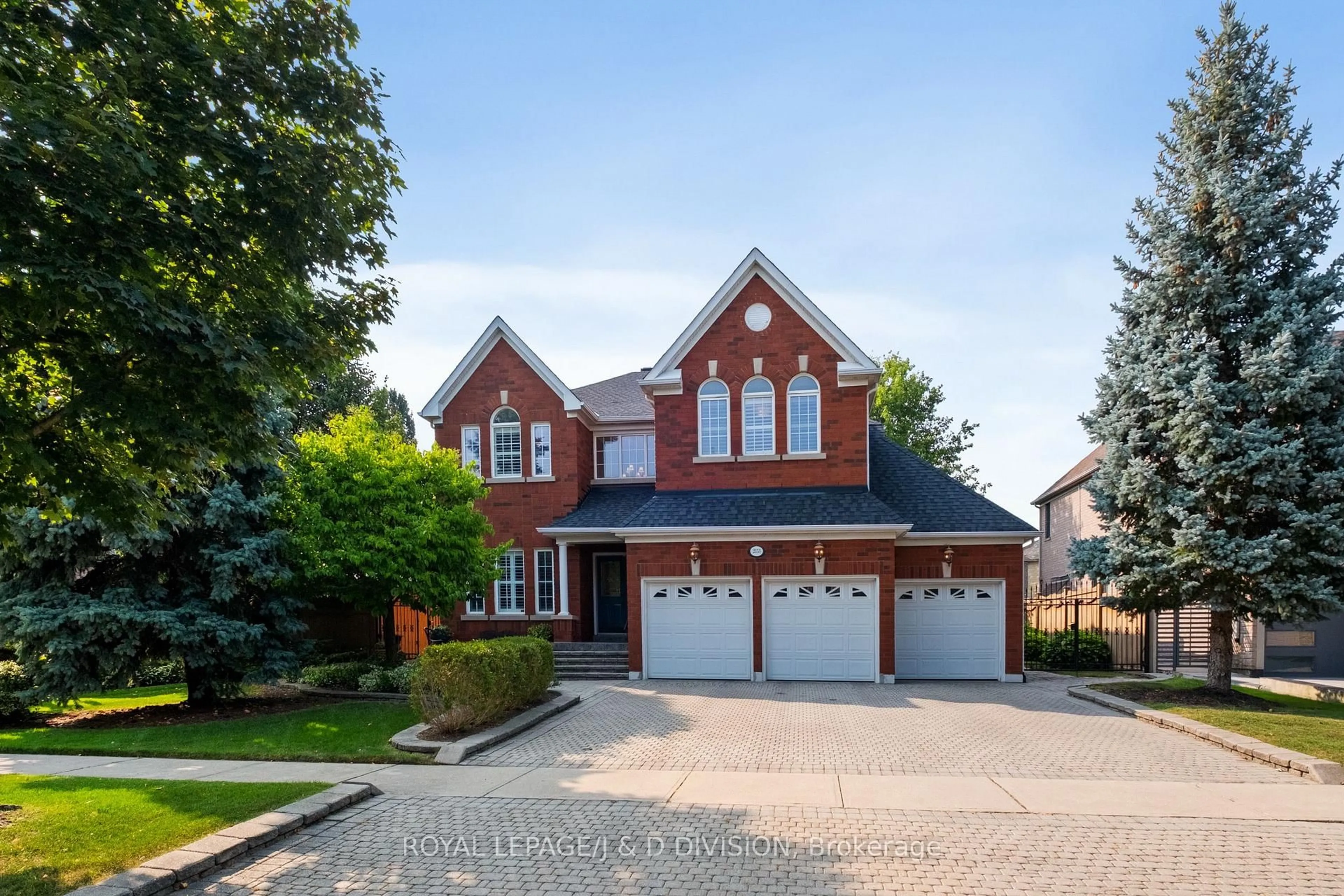 Home with brick exterior material, street for 2153 Manor Hill Dr, Mississauga Ontario L5M 5H9