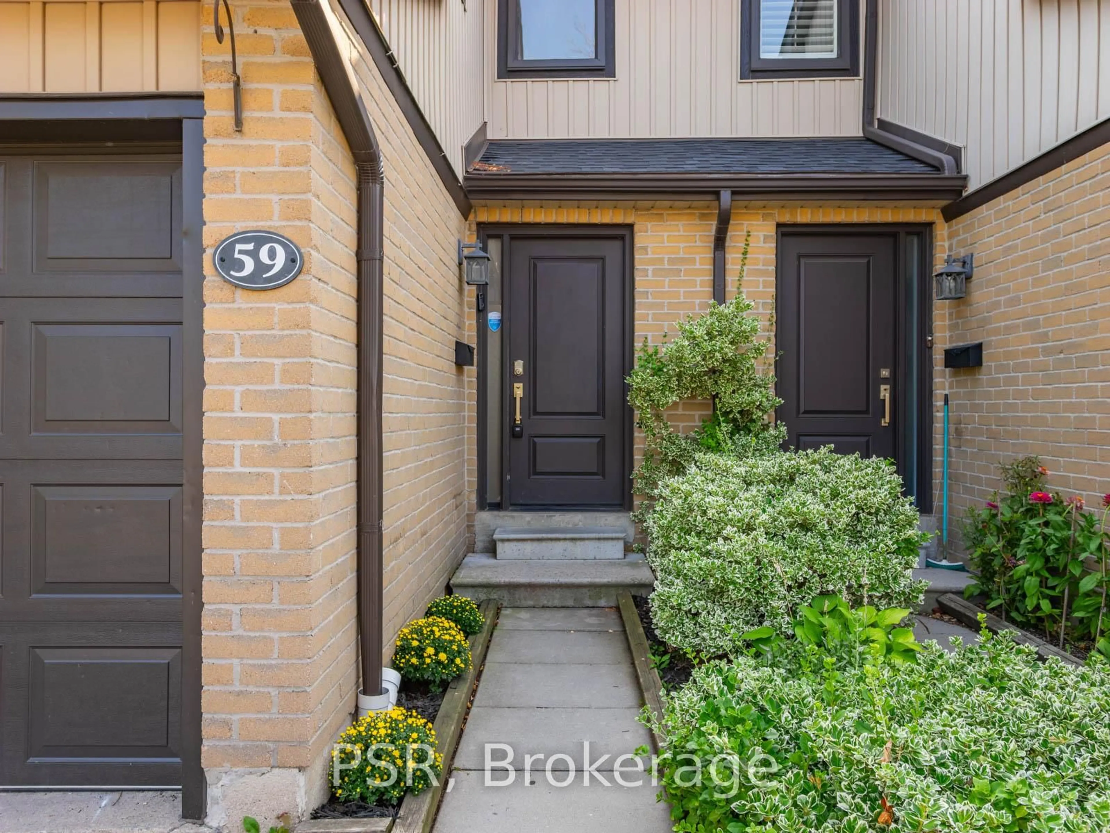 Indoor entryway for 3510 South Millway #59, Mississauga Ontario L5L 3T9