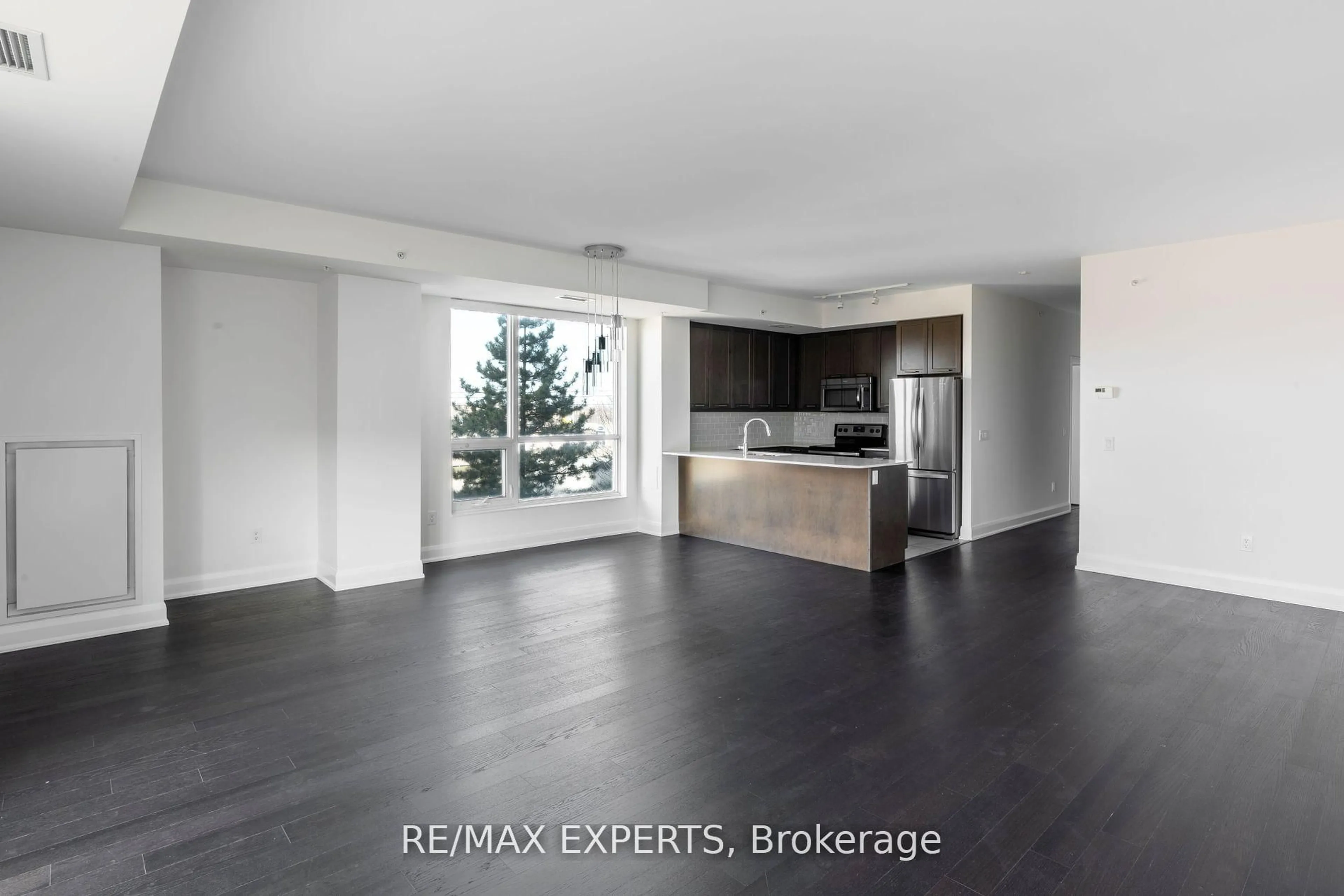 Open concept kitchen, unknown for 2480 Prince Michael Dr #210, Oakville Ontario L6H 0H1