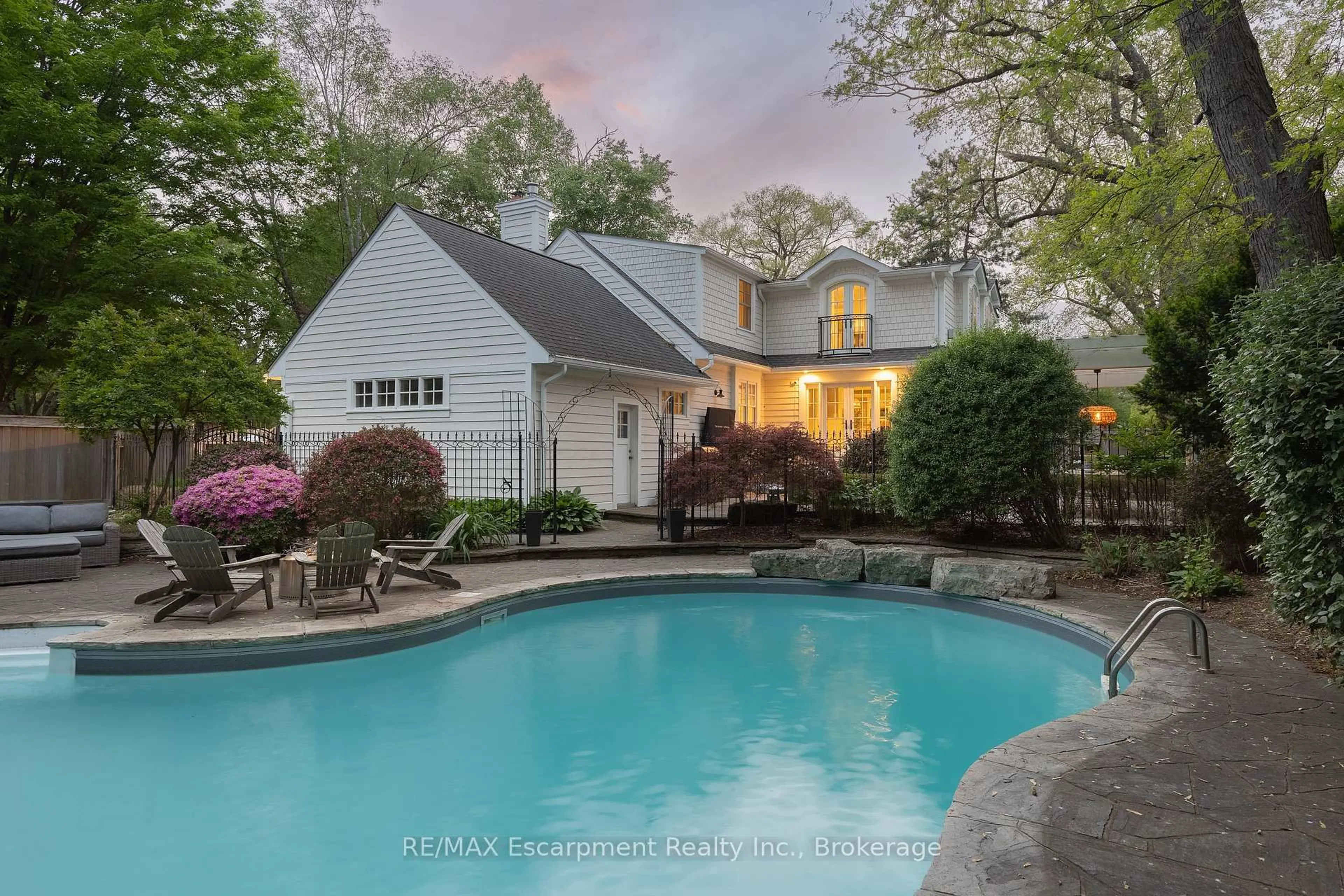 Pool for 161 Dianne Ave, Oakville Ontario L6J 4G8