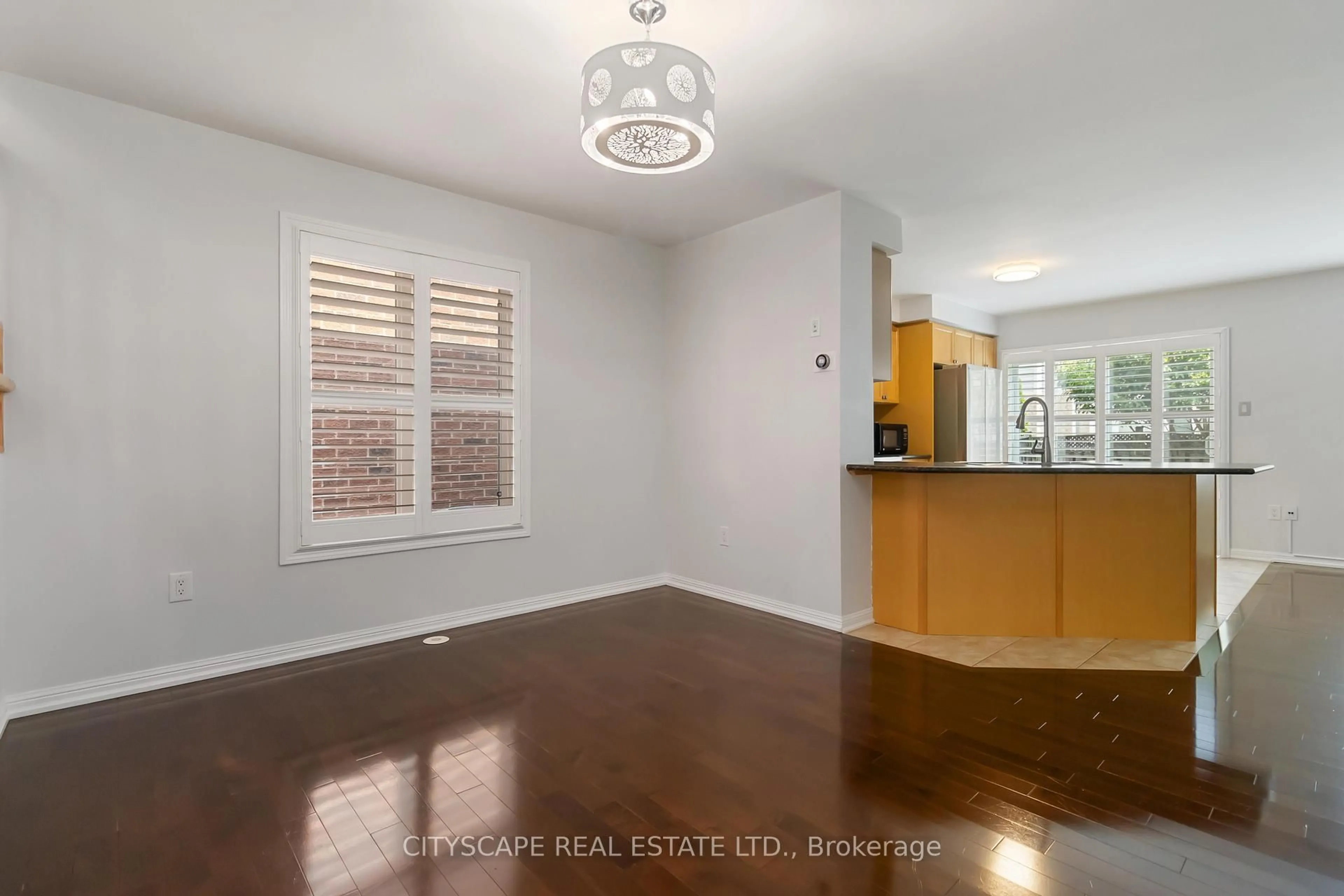 Open concept kitchen, unknown for 256 Whetham Hts, Milton Ontario L9T 0P2