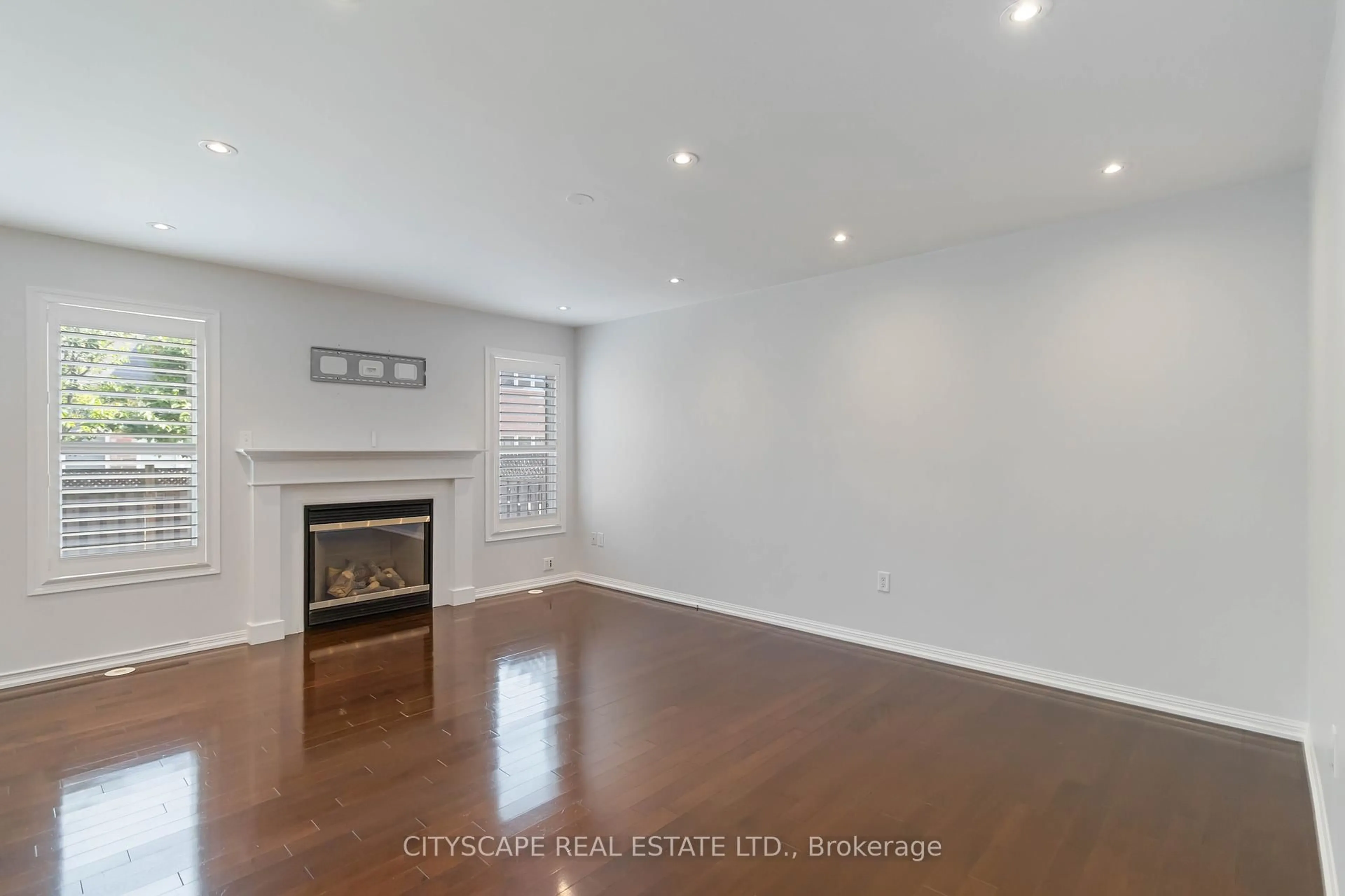 A pic of a room for 256 Whetham Hts, Milton Ontario L9T 0P2