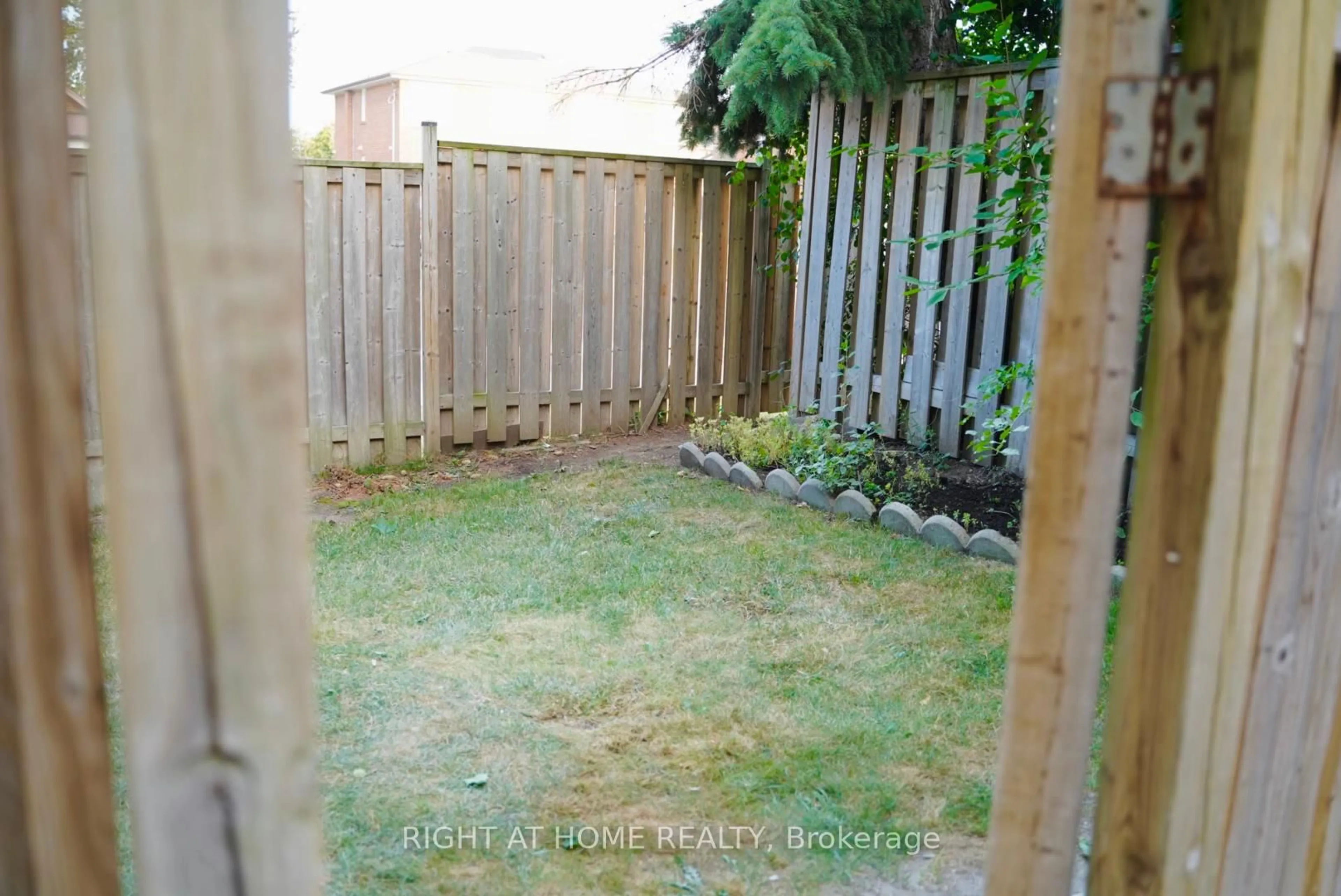 Patio, street for 51 Vodden Crt #60, Brampton Ontario L6V 2V7