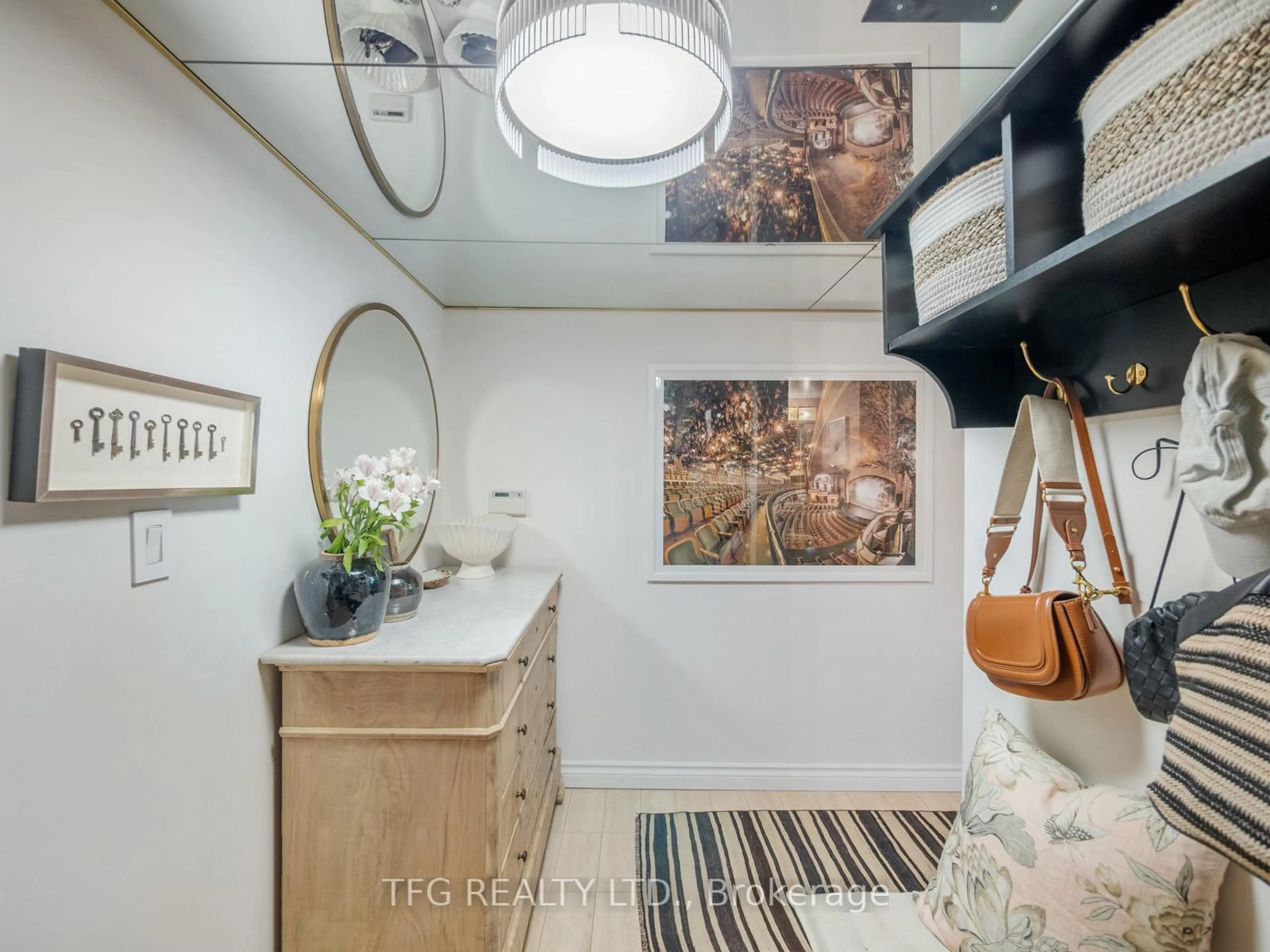 Unknown for 100 Lakeshore Rd #610, Oakville Ontario L6J 6M9