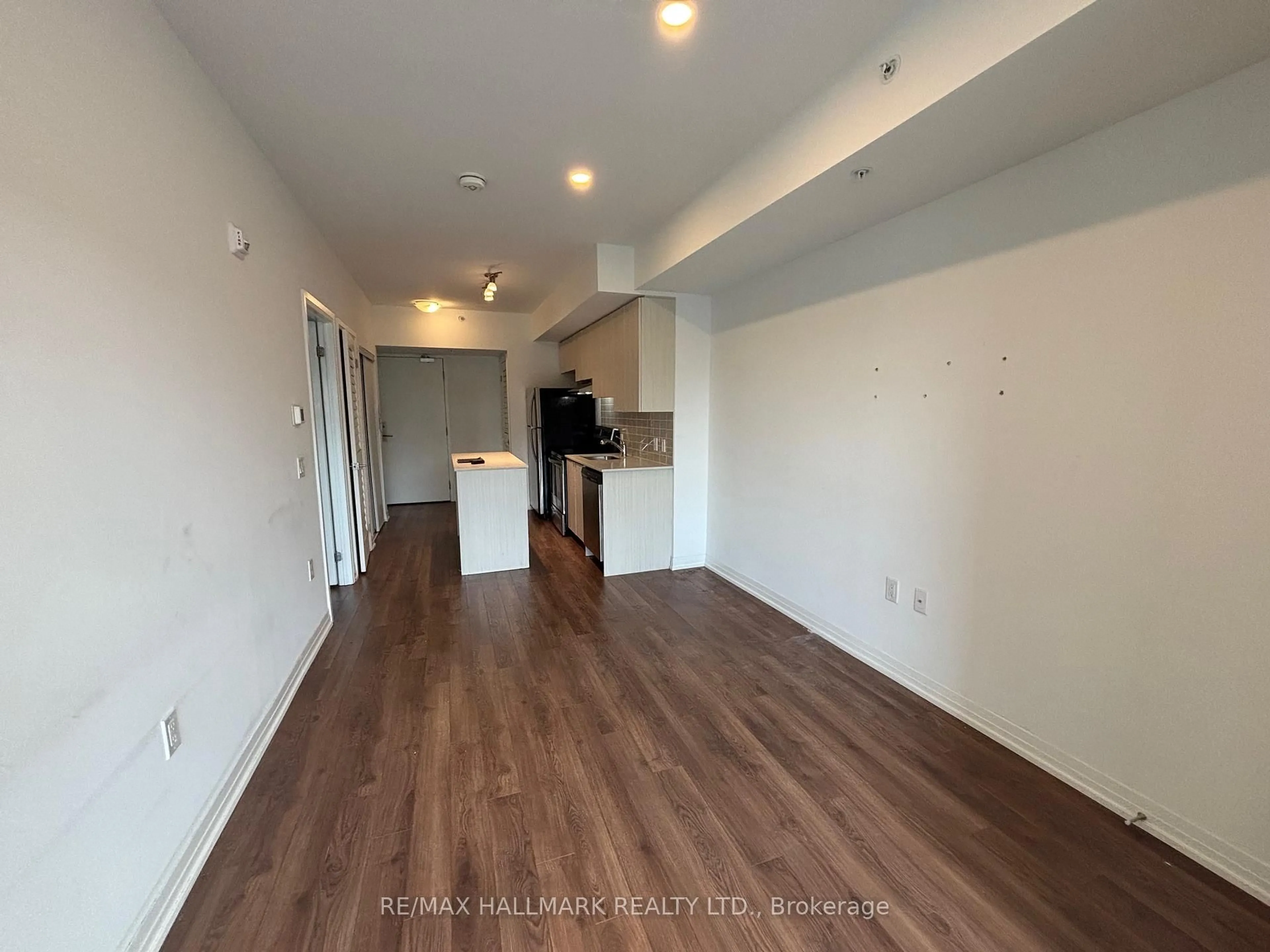 A pic of a room for 408 Browns Line #208, Toronto Ontario M8W 0C3