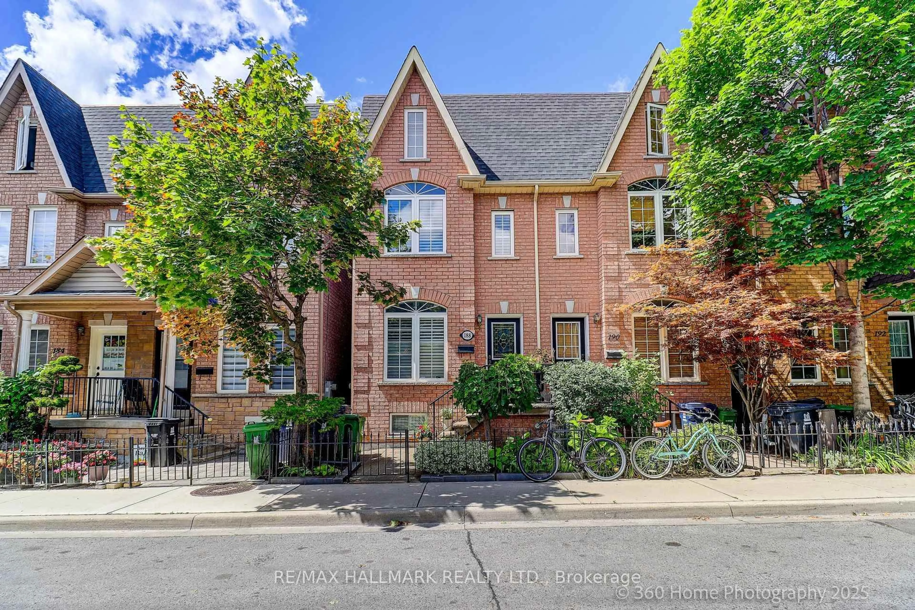 Home with brick exterior material, street for 188 Rankin Cres, Toronto Ontario M6P 4H9