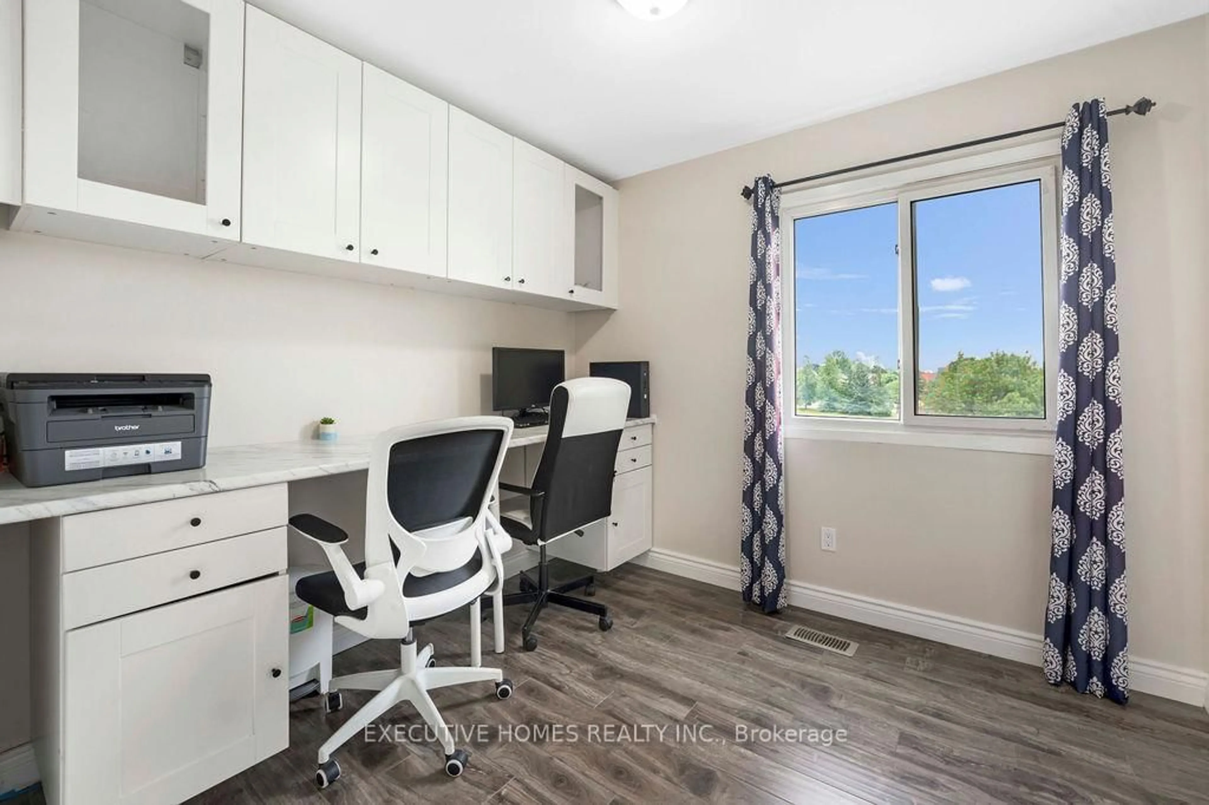 A pic of a room for 140 Weybridge Tr, Brampton Ontario L6V 3W2