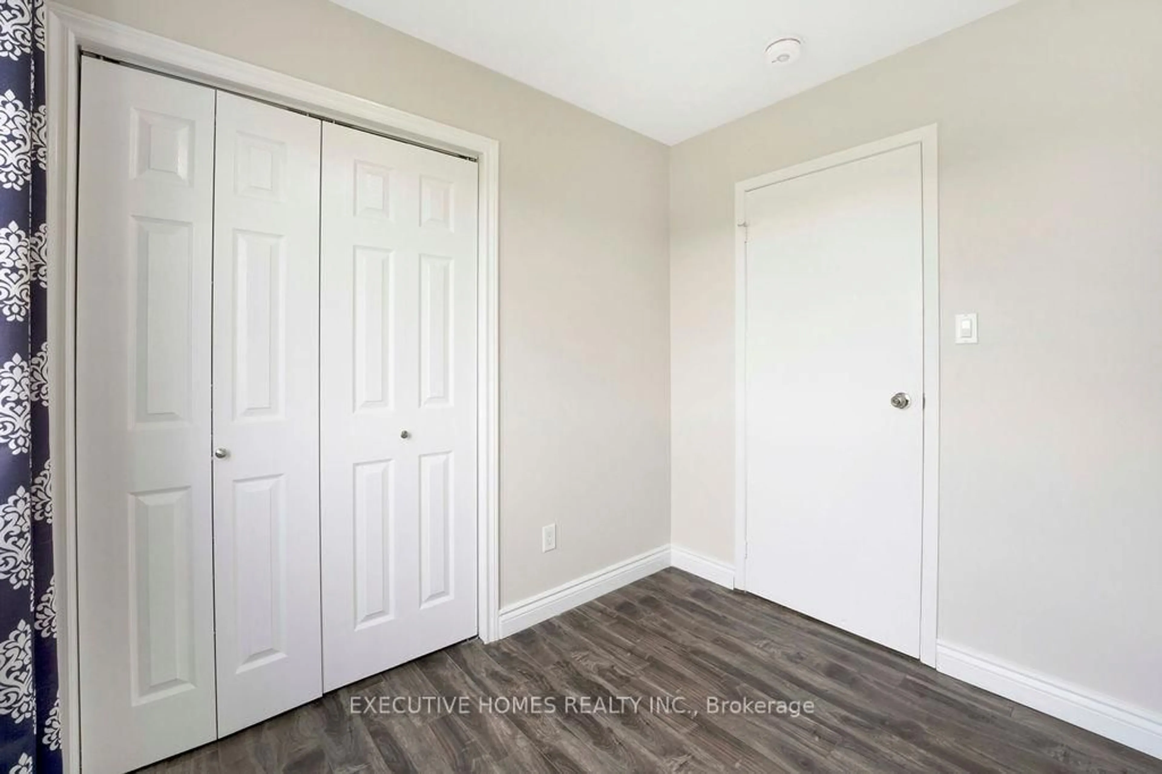 A pic of a room for 140 Weybridge Tr, Brampton Ontario L6V 3W2