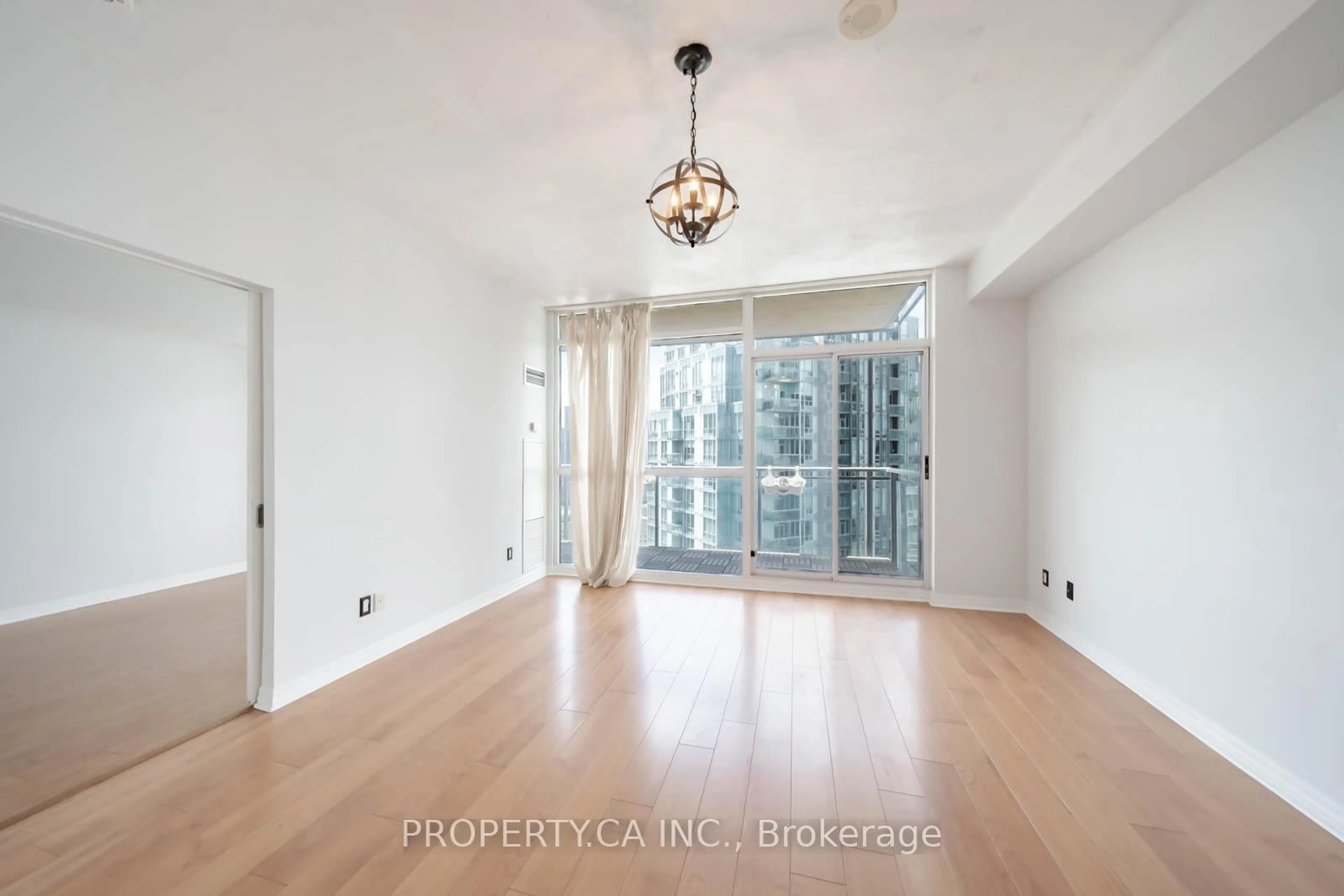Unknown for 225 Webb Dr #3003, Mississauga Ontario L5B 4P2