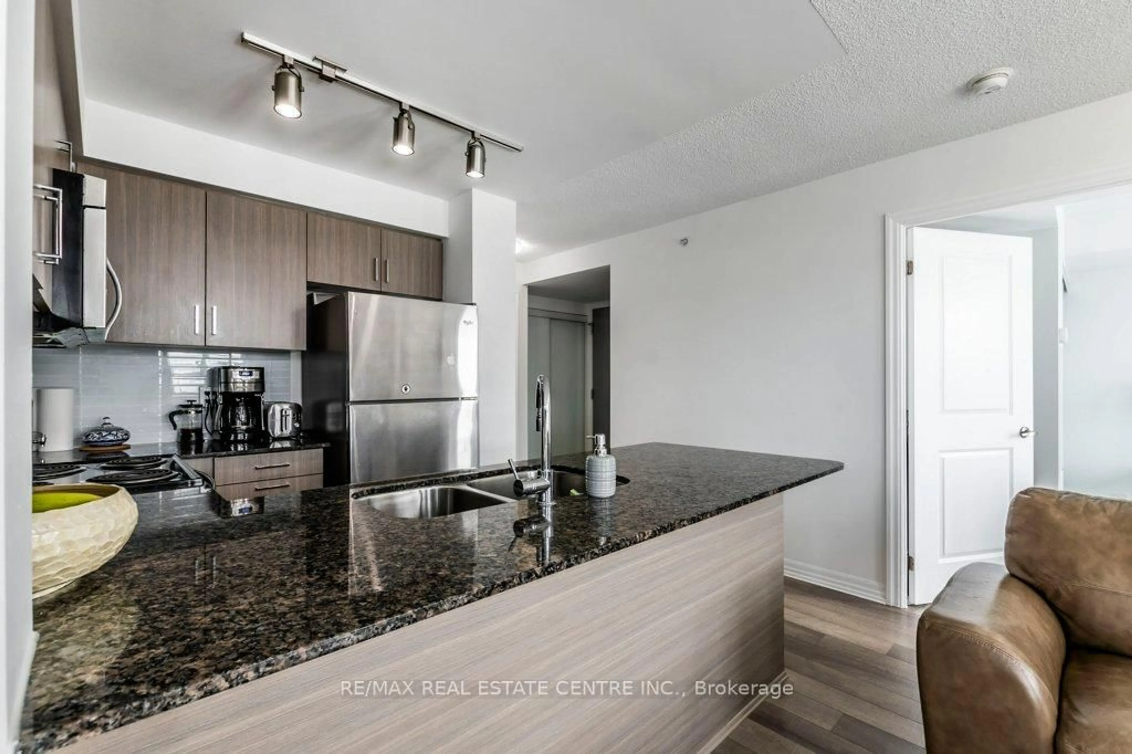 Open concept kitchen, unknown for 80 Esther Lorrie Dr #719, Toronto Ontario M9W 0C6