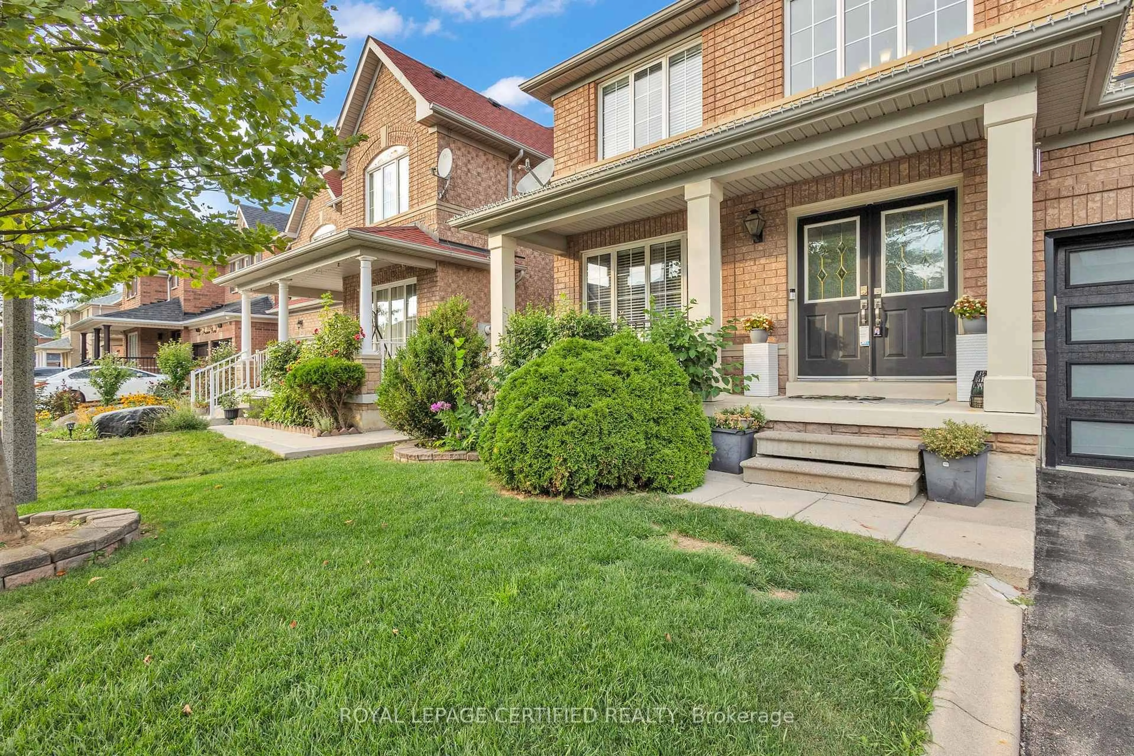 Home with brick exterior material, street for 23 Foxmere Rd, Brampton Ontario L7A 1S4
