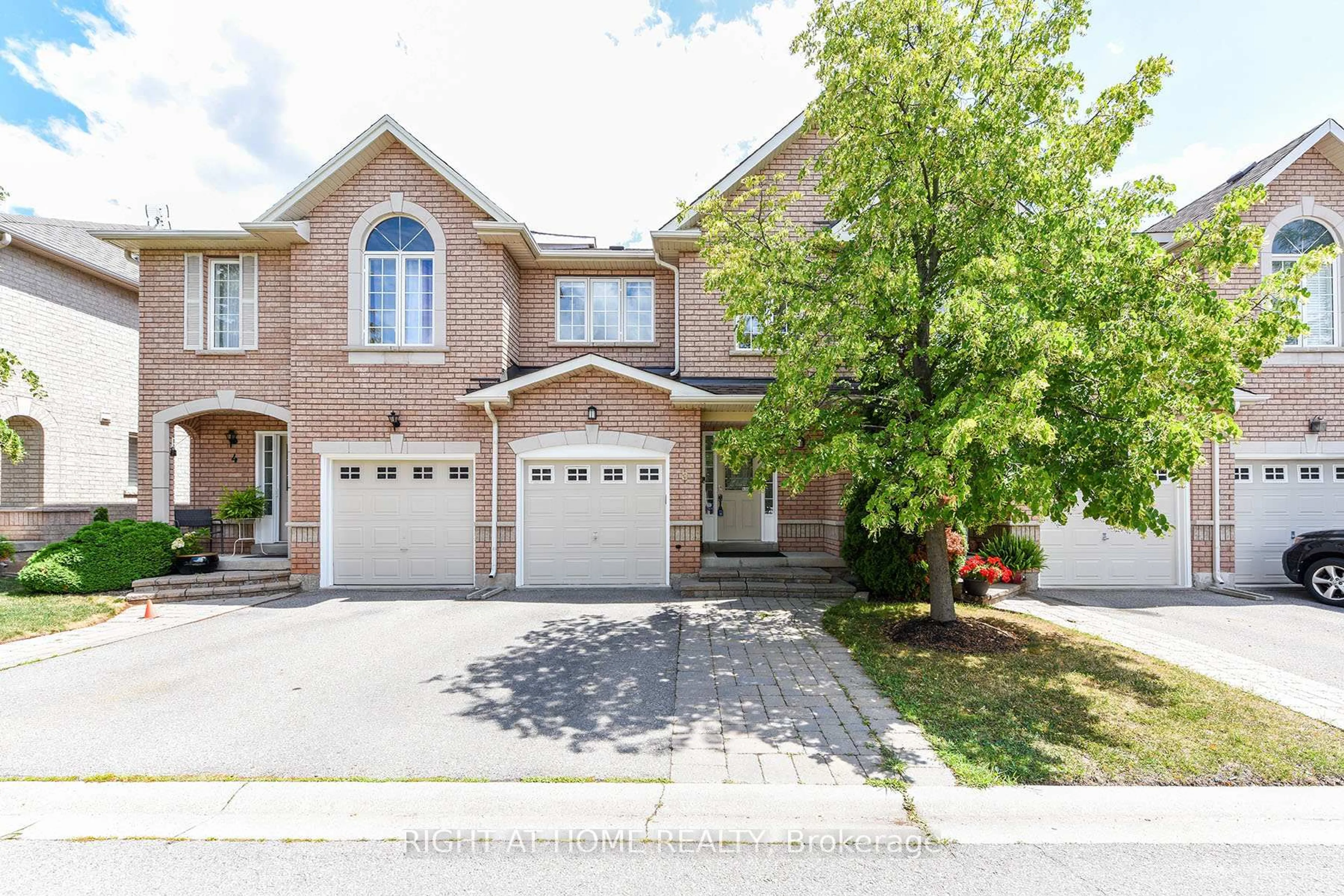 Home with brick exterior material, street for 1551 Reeves Gate #3, Oakville Ontario L6M 5C5