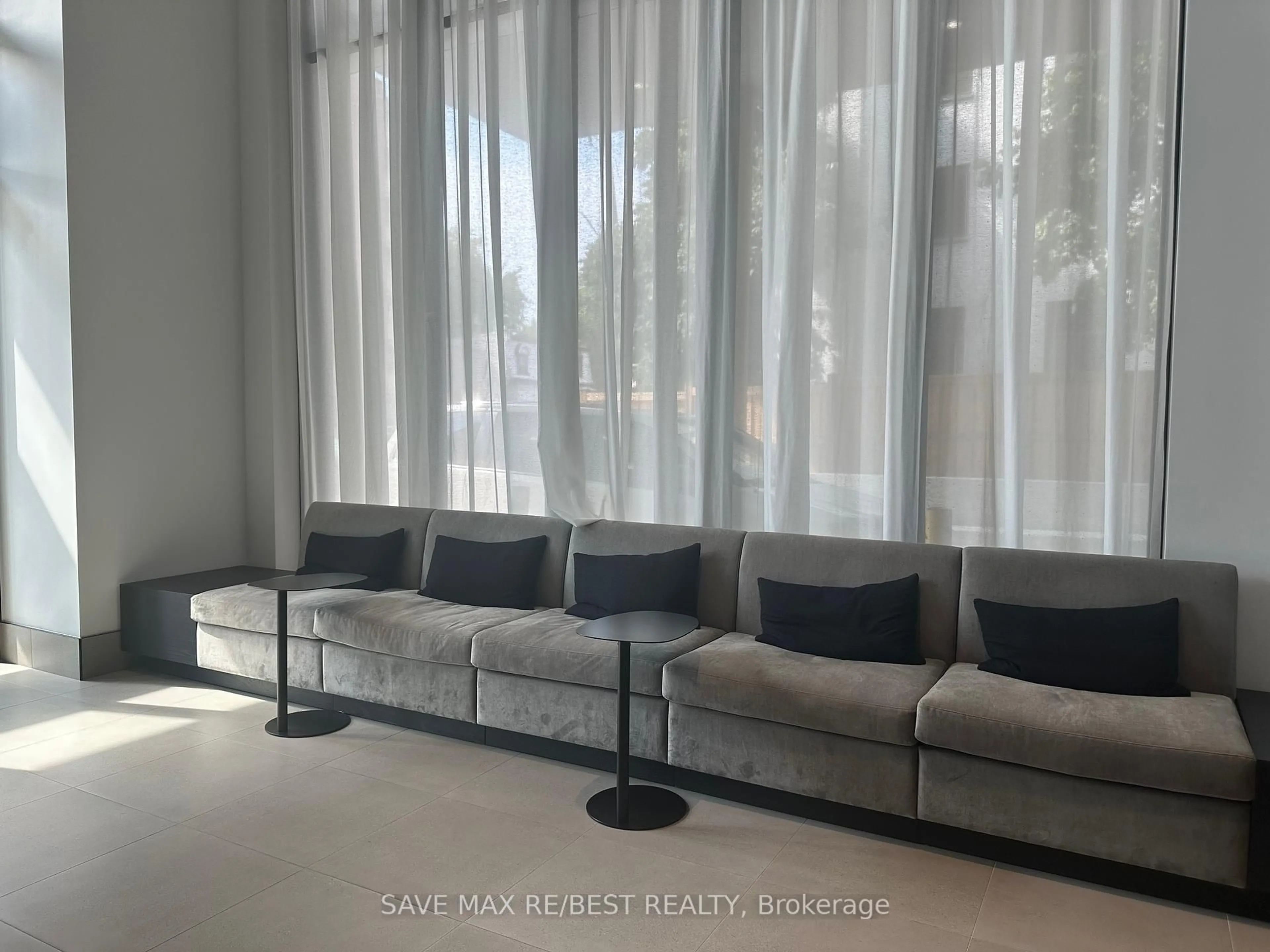 Living room with furniture, unknown for 285 Dufferin St #726, Toronto Ontario M6K 0J2